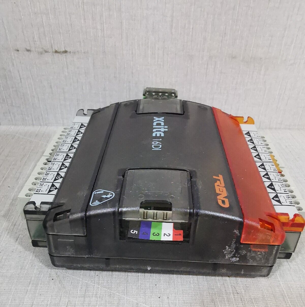 Trend ITEM3-2000U016000 TREND XCITE 16DI ITEM3-2000U016000 CONTROLLER 2