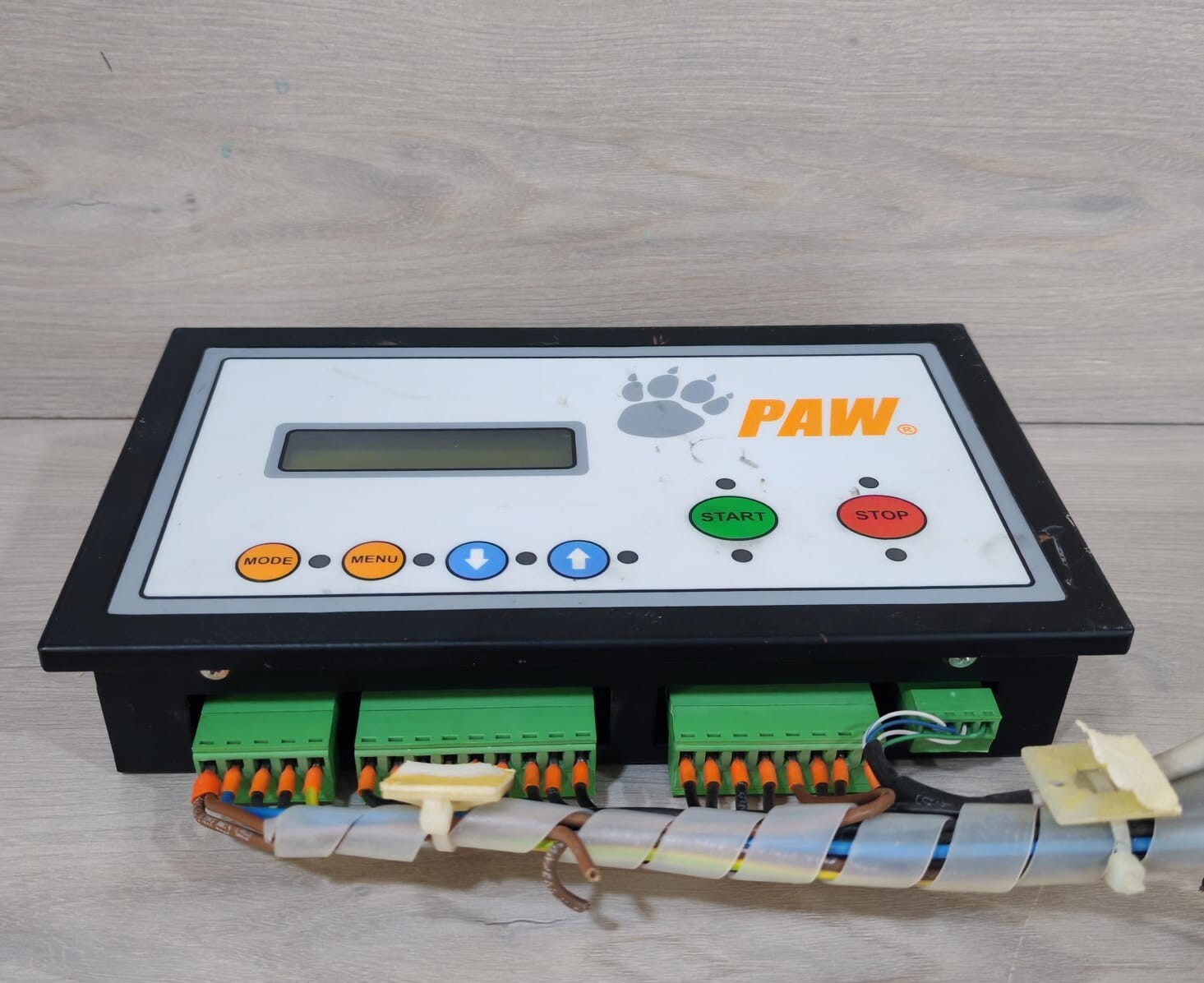PAW END 02 PAW END 02 CONTROL PANEL 7