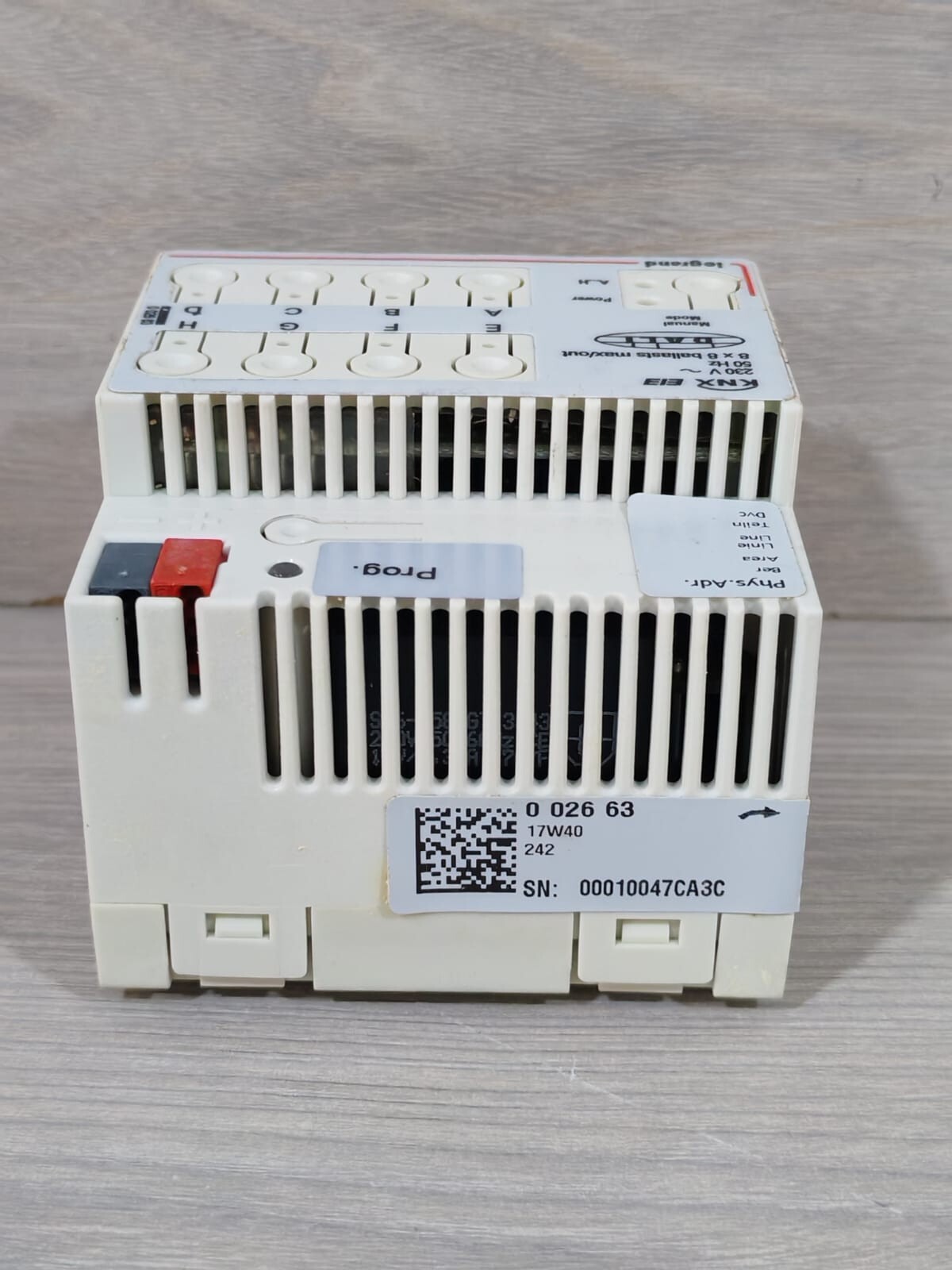 Legrand 0 026 63 Legrand 0 026 63 INTERFACE MODULE 230V 50Hz 8X8 BALLASTS 10