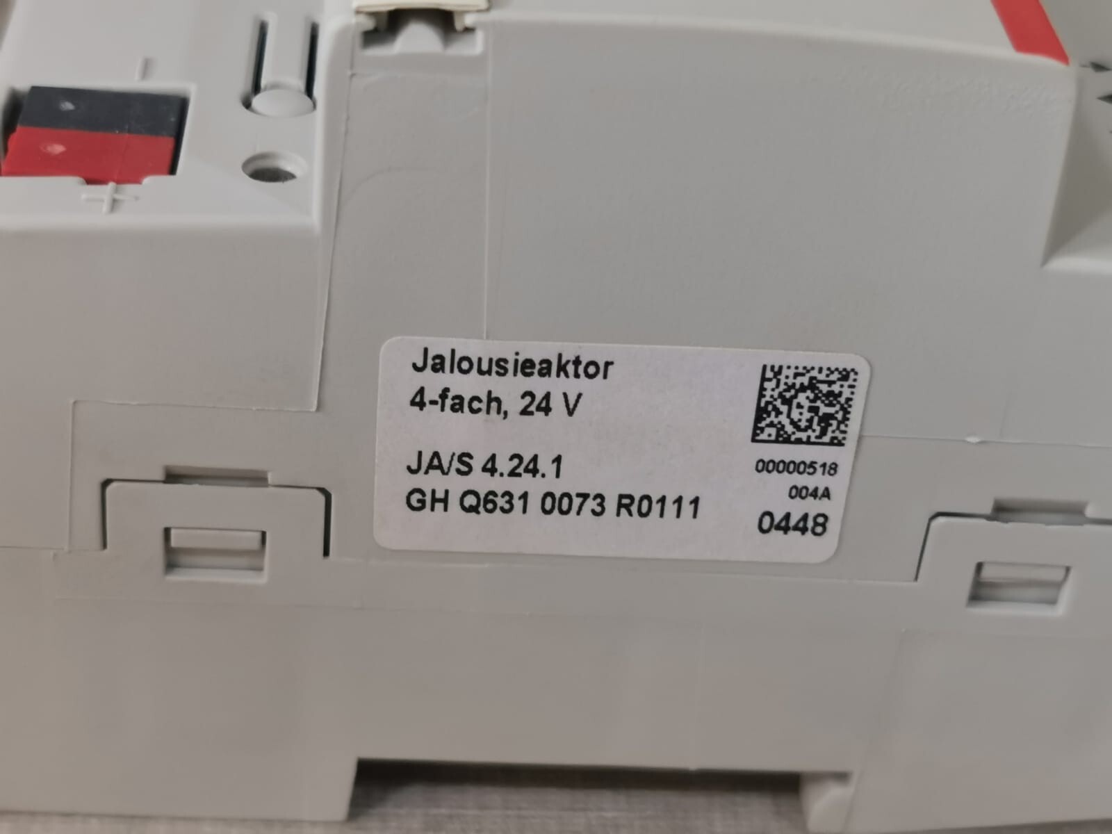 ABB GH Q631 0073 R0111 ABB JA/S 4.24.1 Shutter actuator GH Q631 0073 R0111 3