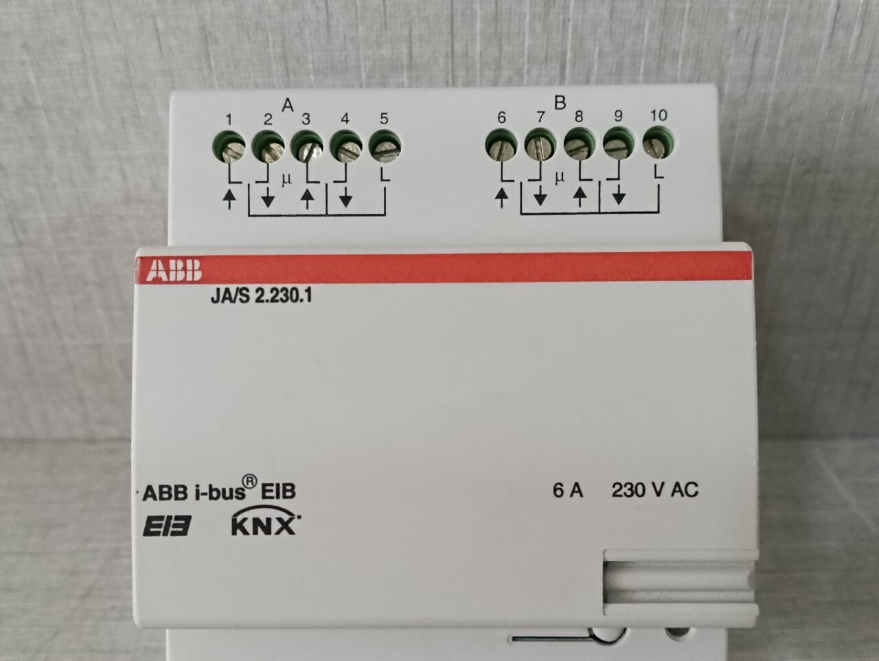 ABB GH Q631 0071 R0111 ABB JA/S 2.230.1 GH Q631 0071 R0111 230VAC SHUTTER ACTUATOR 3