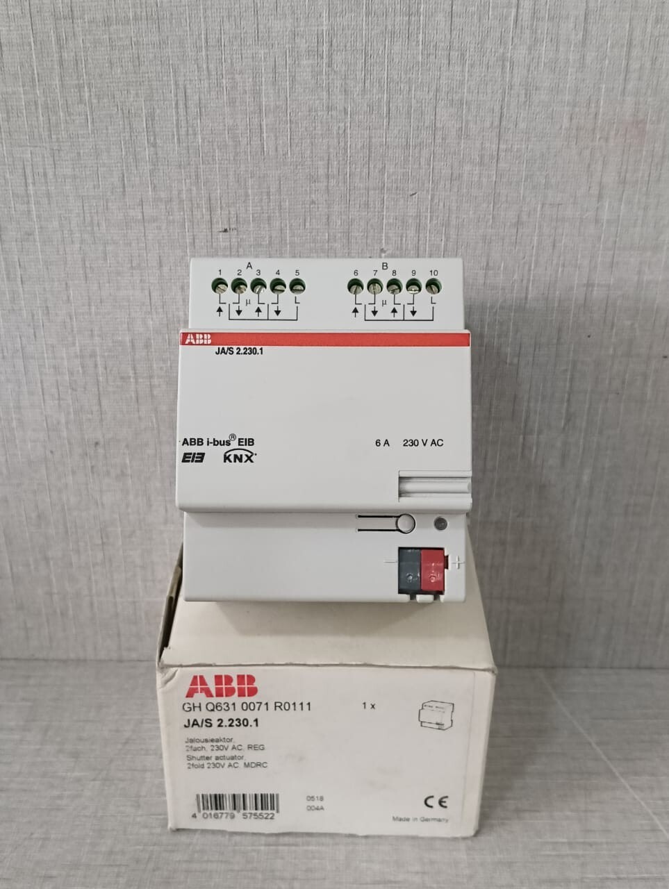 ABB JA/S 2.230.1 GH Q631 0071 R0111 230VAC SHUTTER ACTUATOR