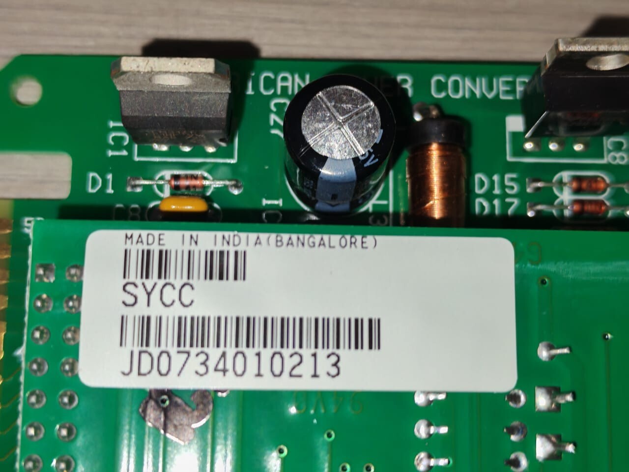 APC SYCC 640-0402C BOT REV.3 APC 885-6625C/5 SYCC 640-0402C BOT REV.3 SYMMETRA COMMUNICATION CARD 6