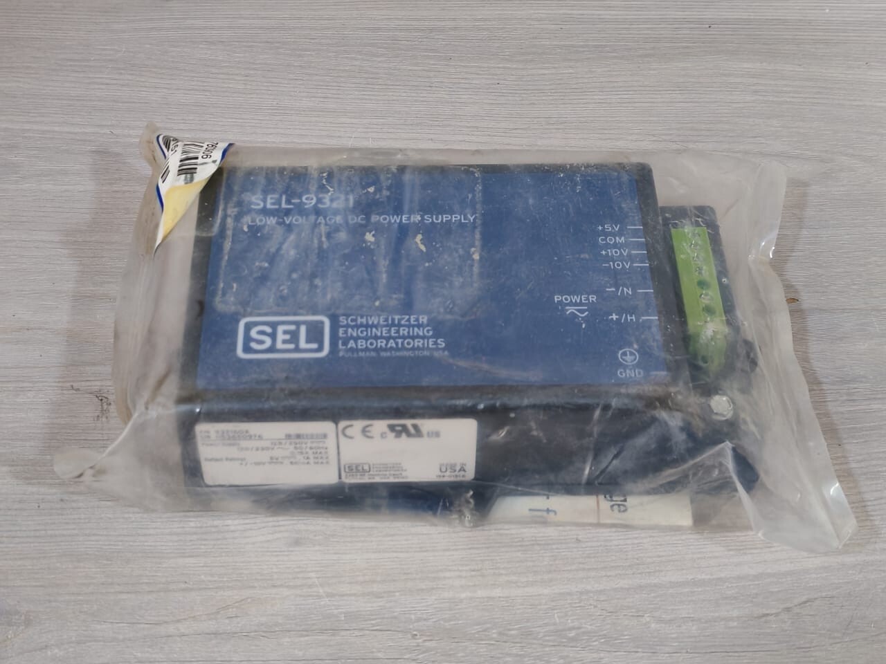 SEL 932160X SEL-9321 LOW-VOLTAGE DC POWER SUPPLY PN 932160X 125/250V 120/230V 50/60Hz 3
