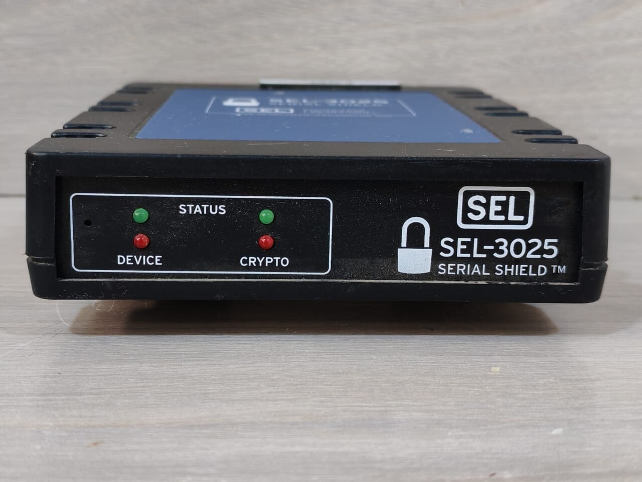 SEL-3025 30250000XXXXXX SERIAL SHIELD
