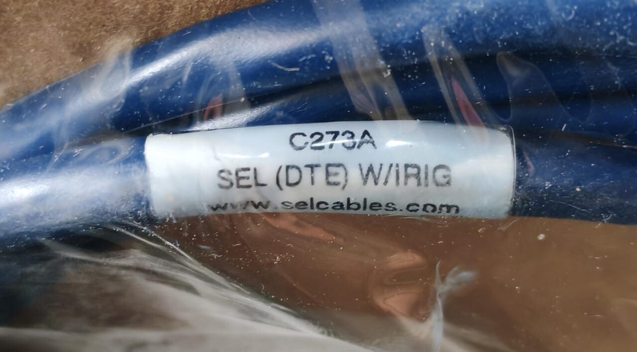 SEL C273A SEL C273A 9-PIN MALE D SUB CONNECTOR 006 FEET 3