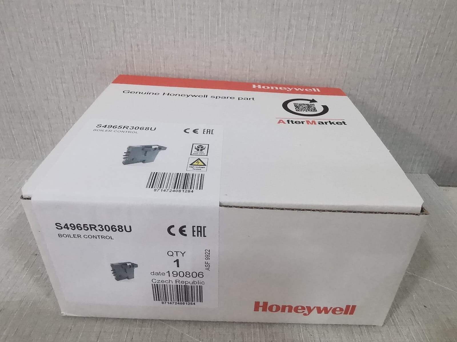 Honeywell S4965R3068U HONEYWELL S4965R3068U BOILER CONTROL 230VAC 50Hz 2.5VA 6