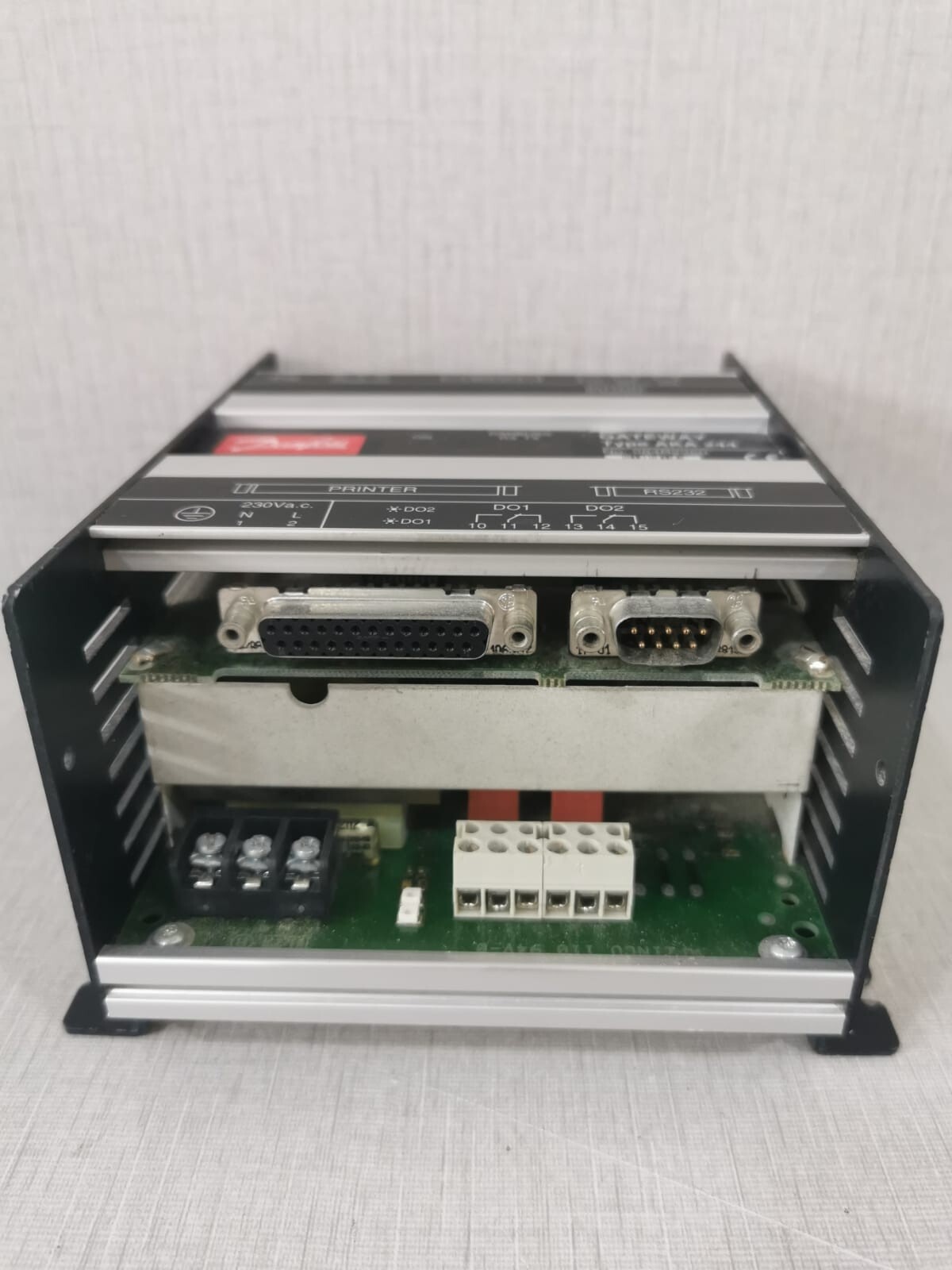Danfoss AKA-244 Danfoss ADAP-KOOL GATEWAY Type AKA 244 Without Terminal 2