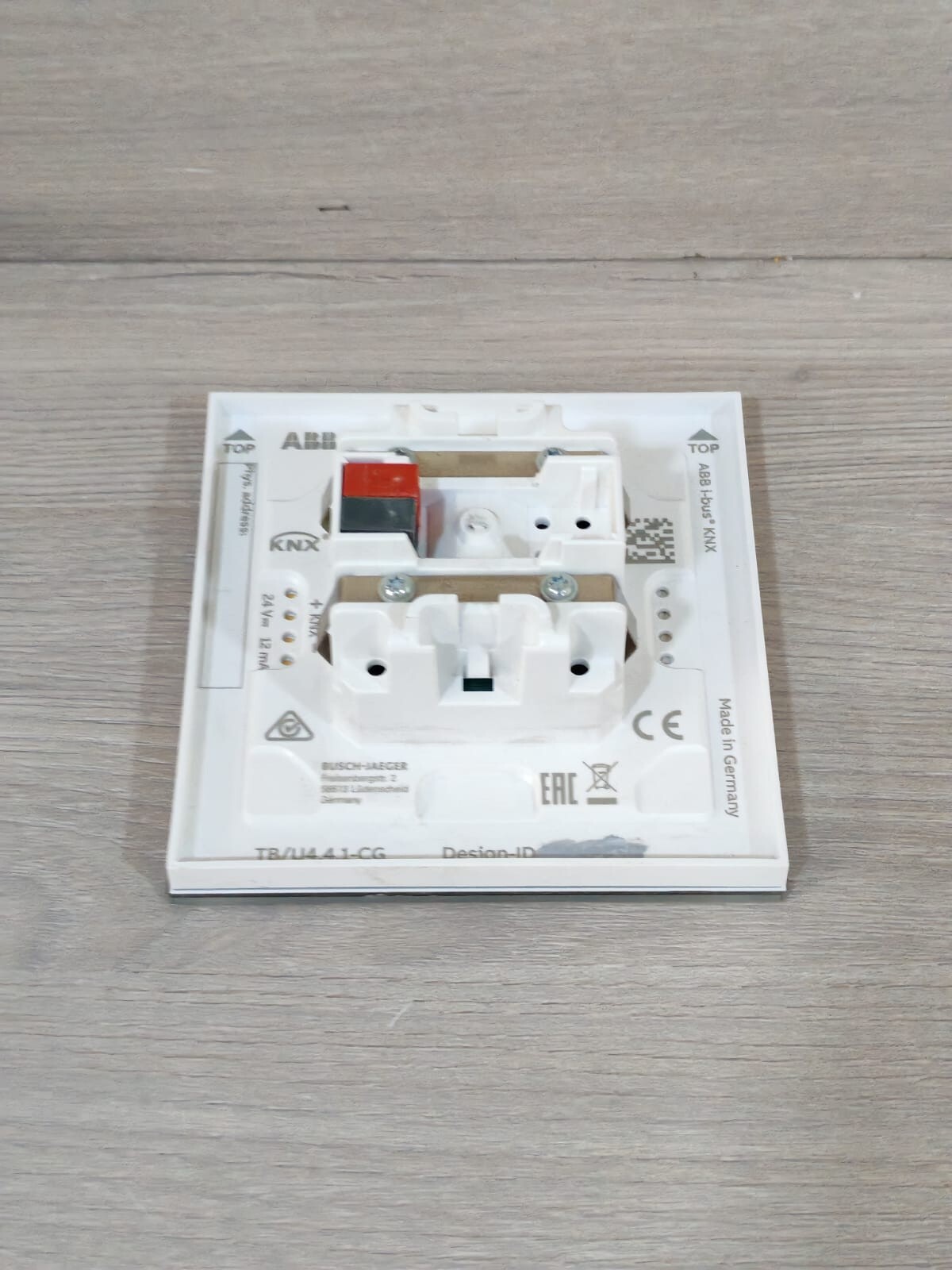 ABB 2CKA006300A1541 ABB TB/U4.4.1-CG 2CKA006300A1541 TOUCH CONTROL 6