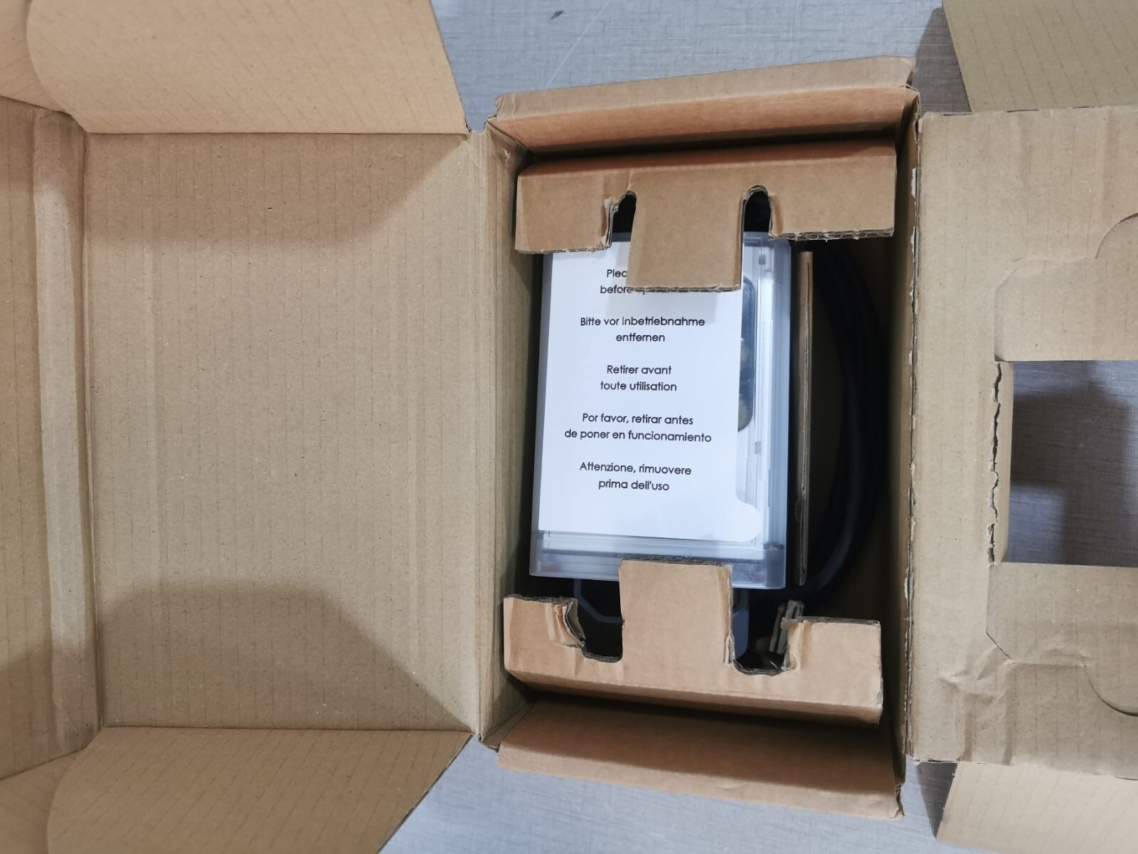RAYTEC VAR2-W4-1 RAYTEC VAR2-W4-1 Medium Range White Light Illuminator 4