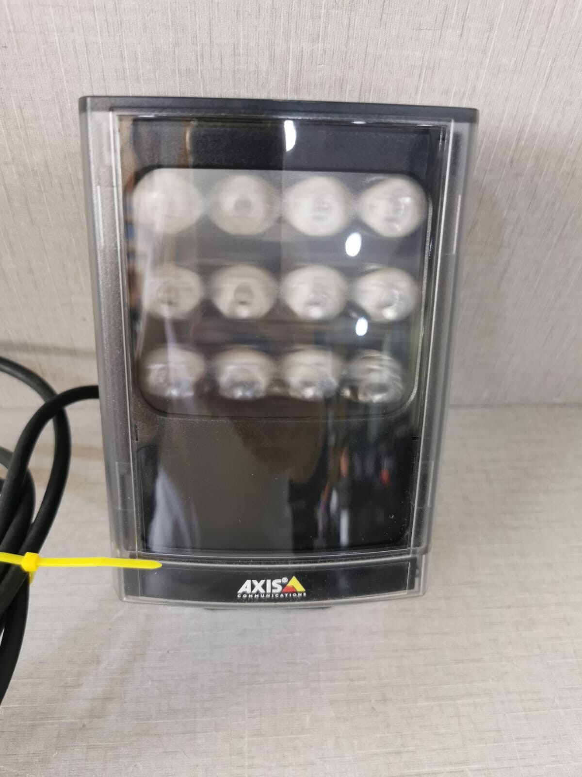 AXIS 5505-451 AXIS T90B20 IR- LED Illuminator 5505-451 12-24V DC/AC 24W 3