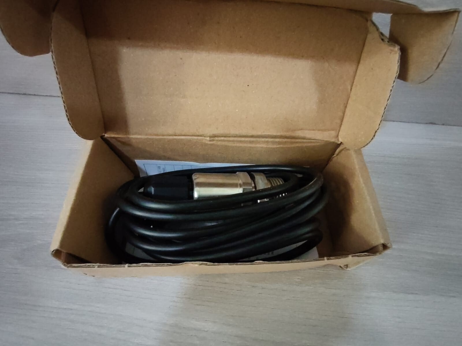 Schneider Electric SPP110-100 Schneider Electric 004702020 Pressure Transmitter Sensor SPP110-100 24VAC 2