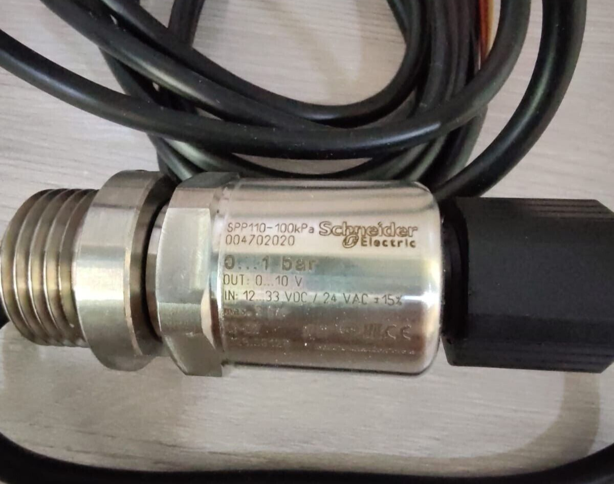 Schneider Electric SPP110-100 Schneider Electric 004702020 Pressure Transmitter Sensor SPP110-100 24VAC 3