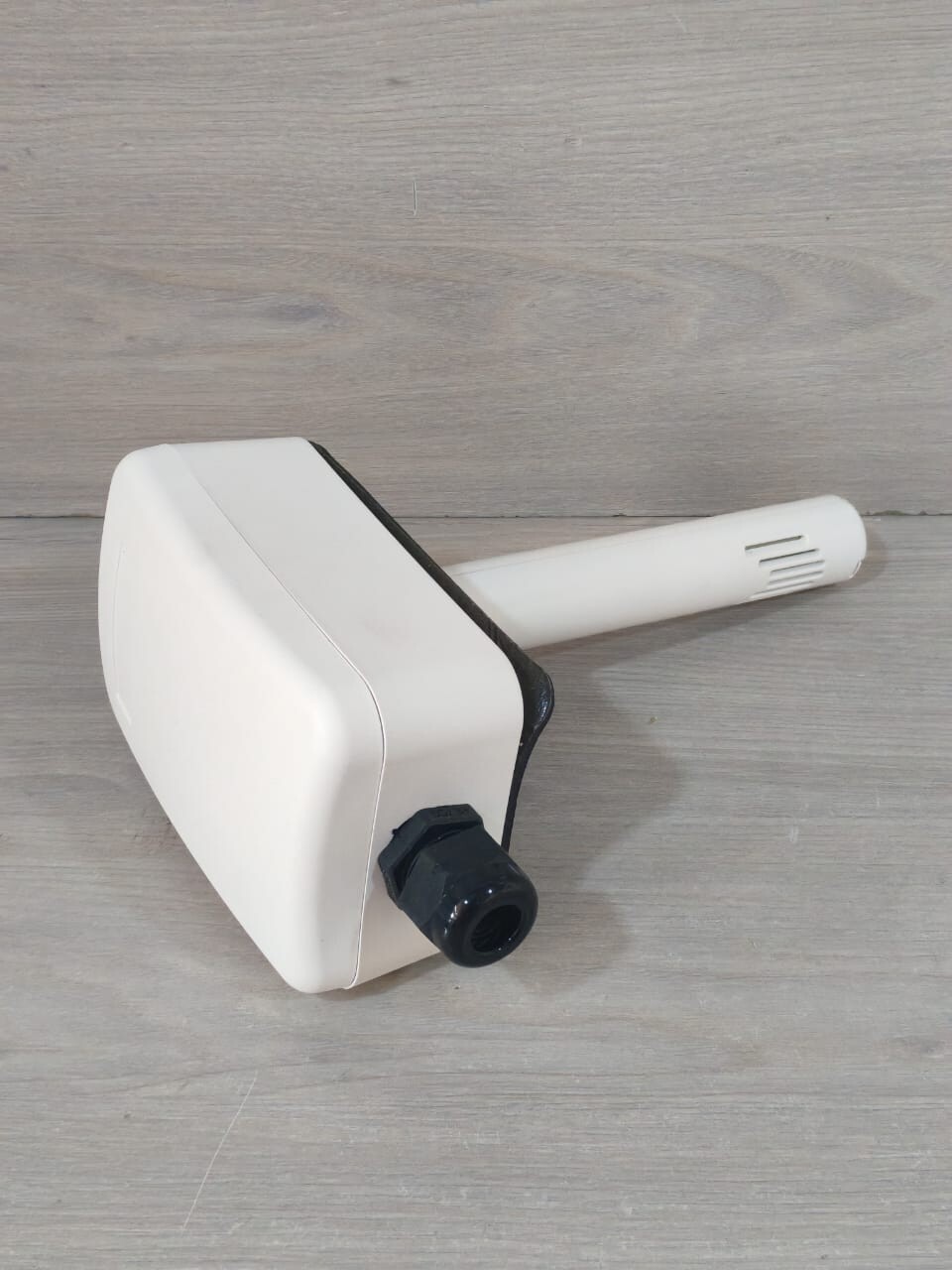 Veris HED3VSX VERIS HED3VSX MOUNT HUMIDITY SENSOR 15mA MAX 2