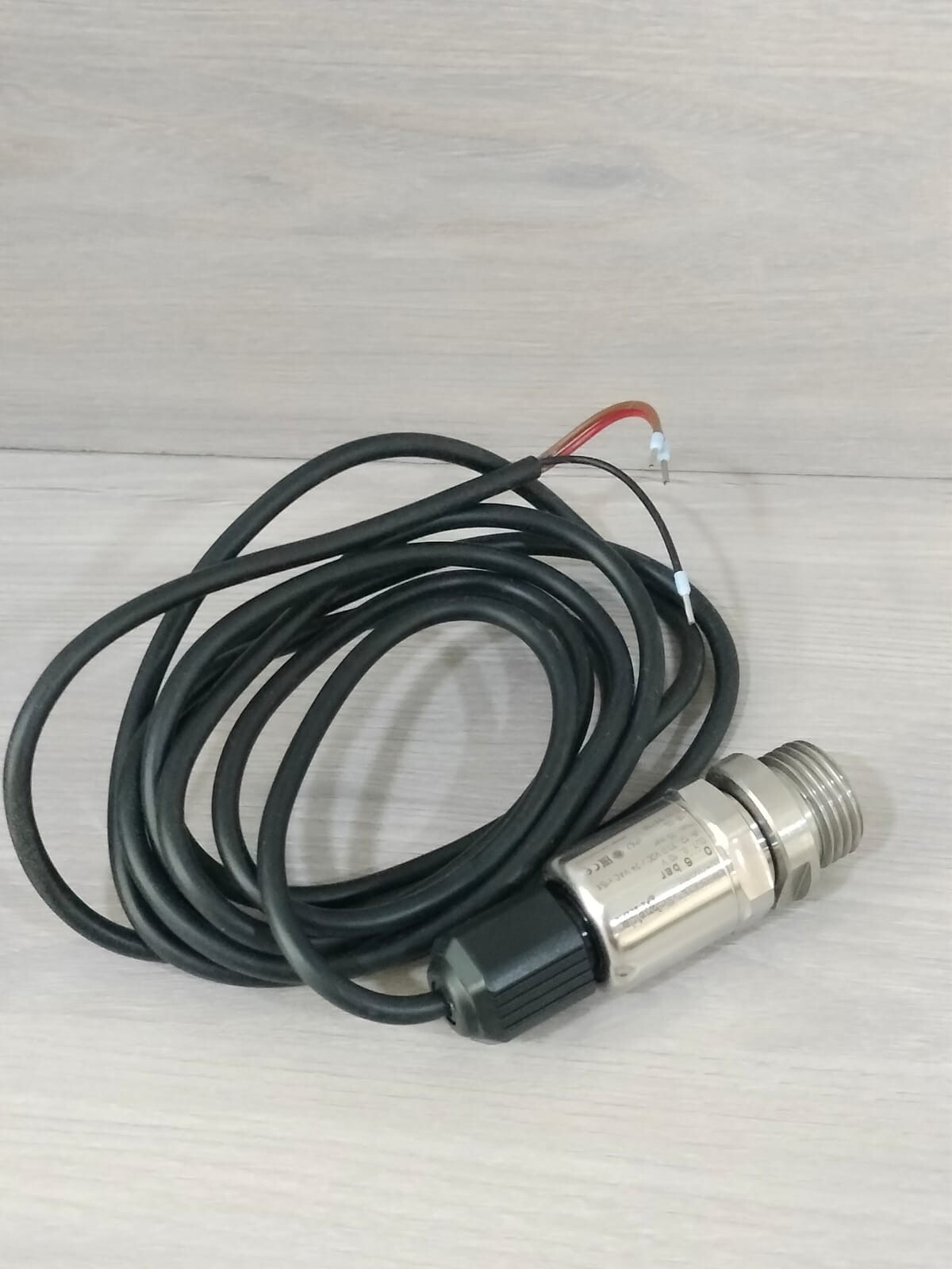 Schneider Electric SPP110-600 Schneider Electric 004702060 Pressure Transmitter Sensor SPP110-600 24VAC 4