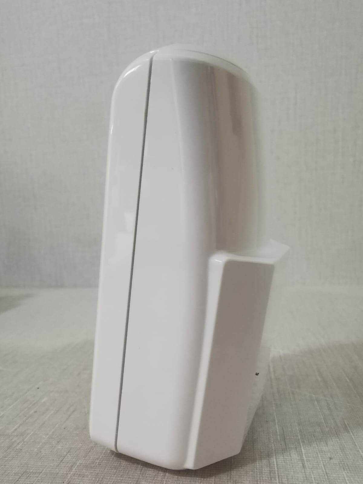 Honeywell CAMIR-8EZ Honeywell CAMIR-8EZ Wireless Camera 2
