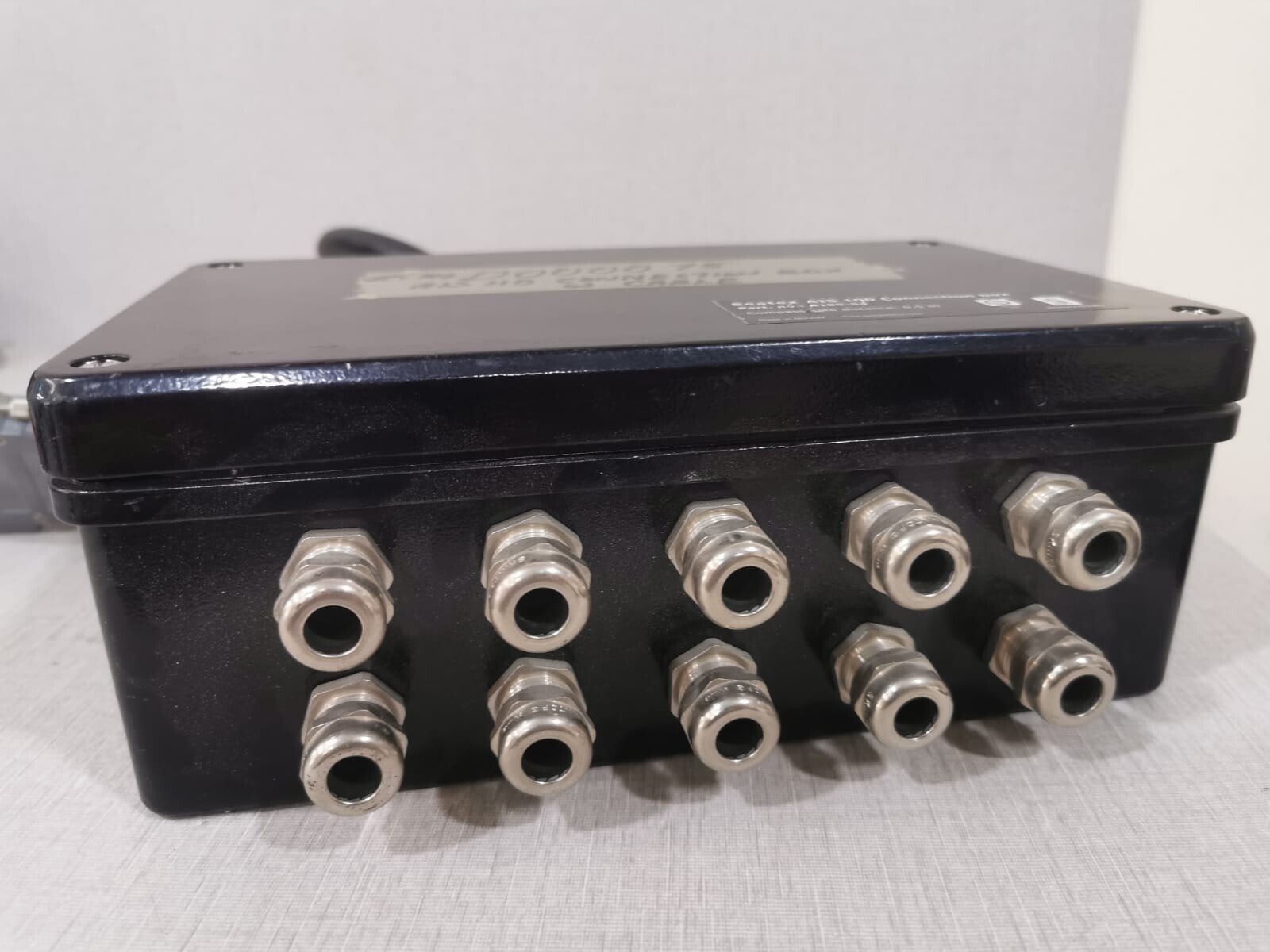 Seatex AIS-100 SEATEX AIS 100 Connection Box A100-54 2