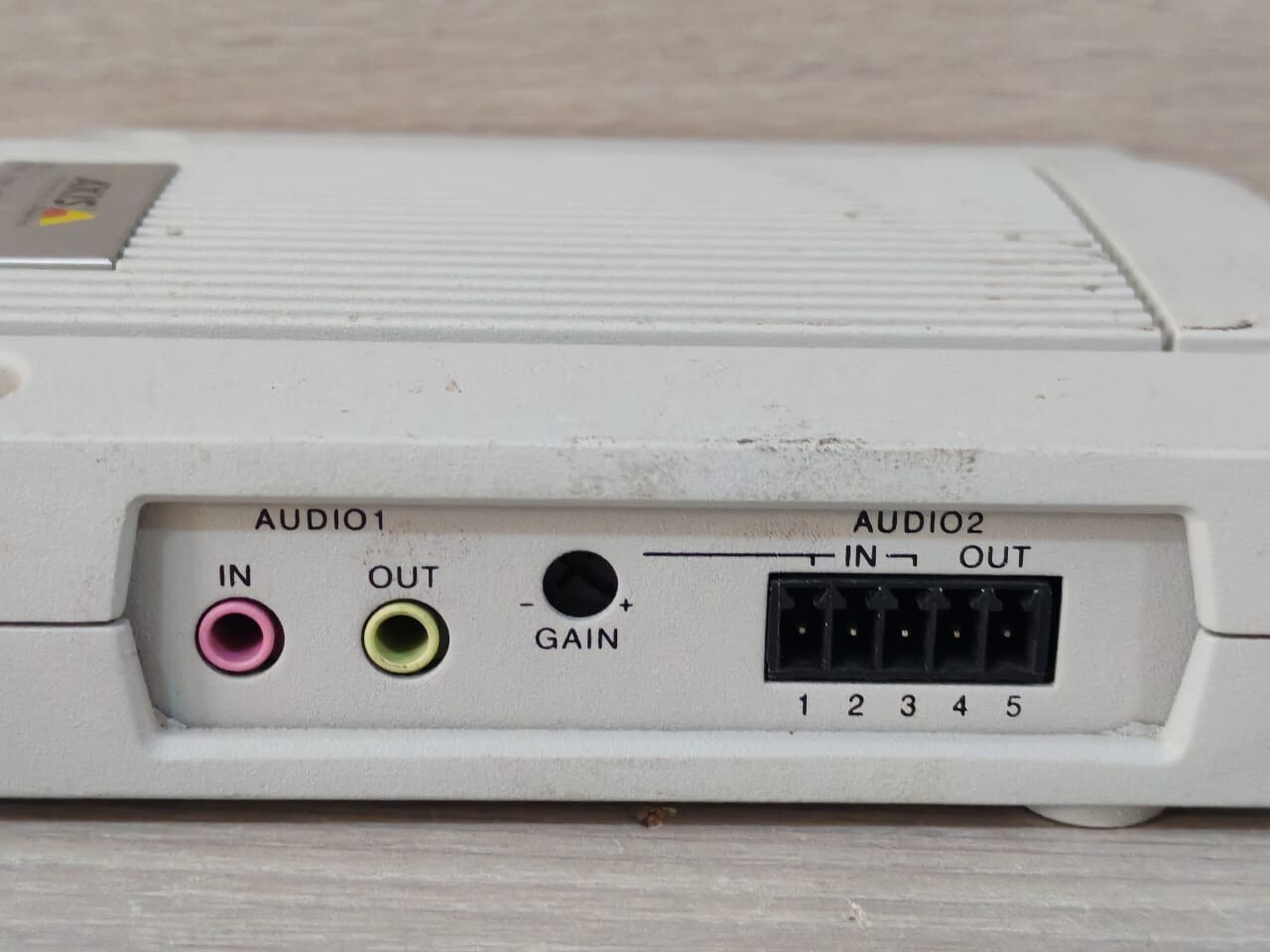 AXIS 0321-001-01 AXIS P8221 0321-001-01 Network I/O Module 5