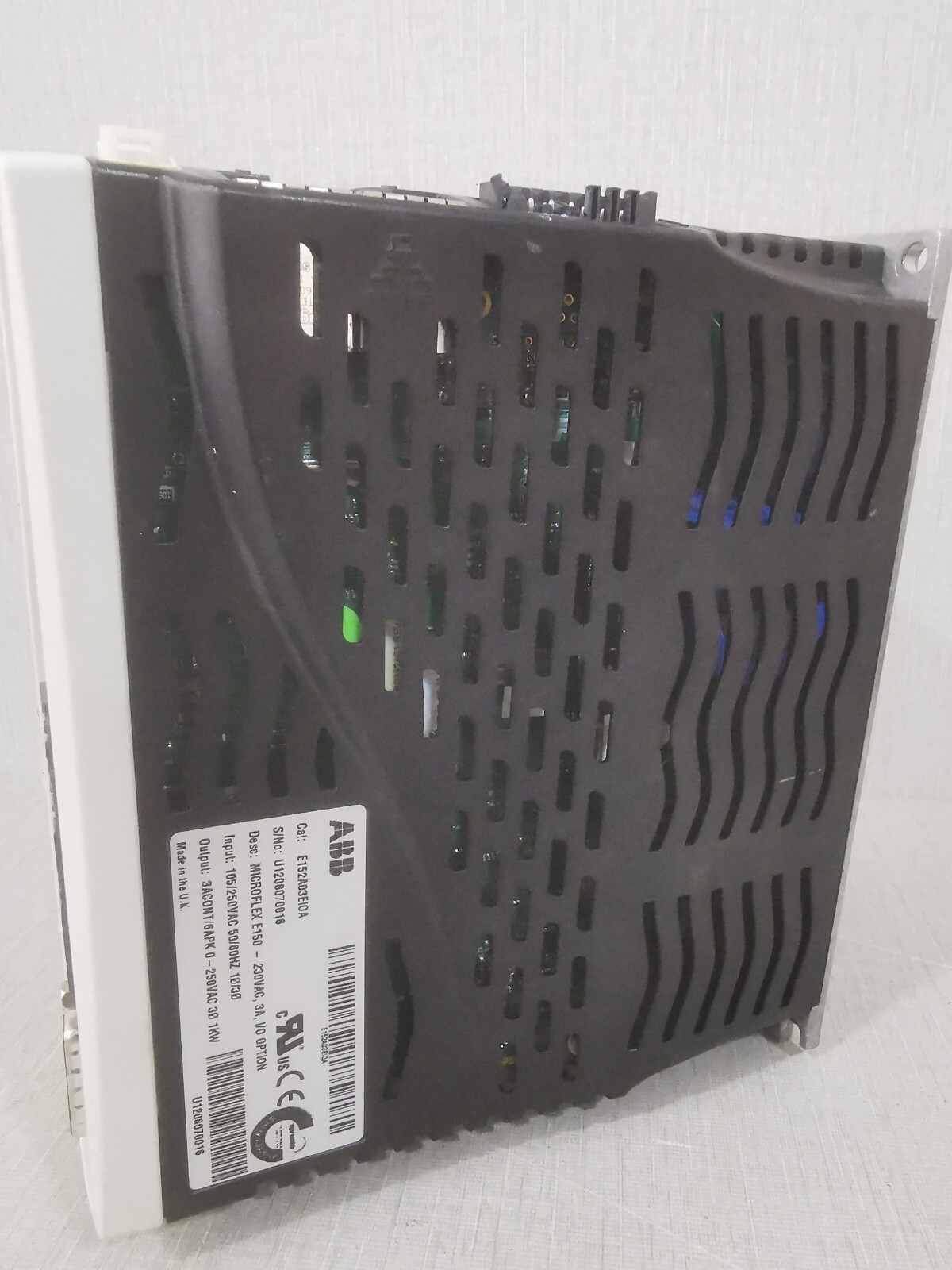 ABB E150-230VAC ABB MicroFlex E150-230VAC Servo Drive E152A03EI0A 3