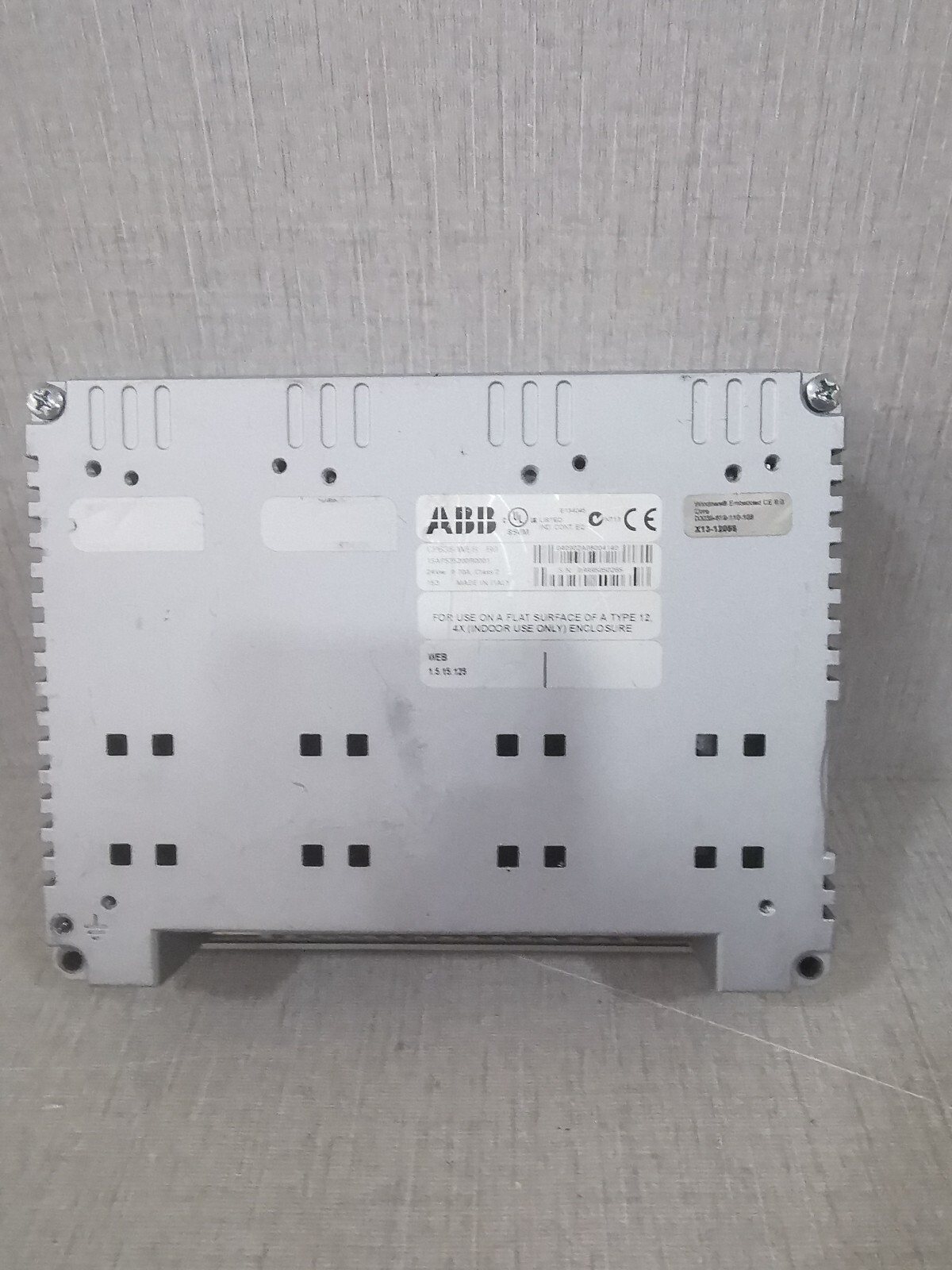ABB CP635-WEB ABB CP635-WEB BO Control Panel 1SAP535200R0001 3