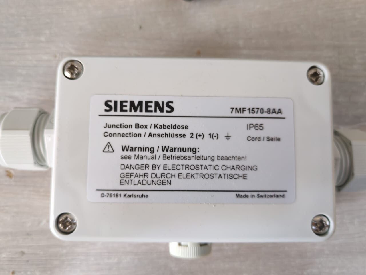 Siemens 7MF1570-1BA01-Z SIEMENS 7MF1570-1BA01-Z SITRANS P MPS / 7MF1570-8AA JUNCTION BOX- W/ FILHTY BOX 9