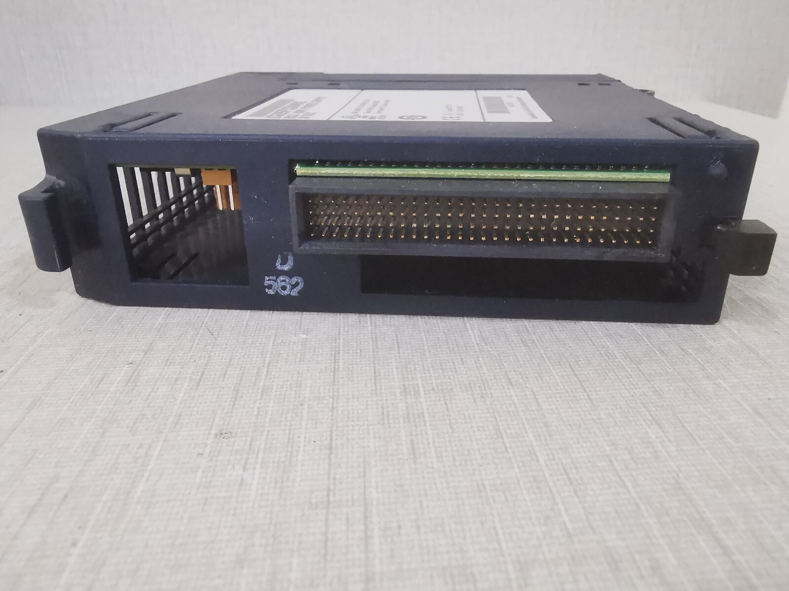 GE IC695PSD040G GE IC695PSD040G RX3i 40W Power Supply 24 VDC 4