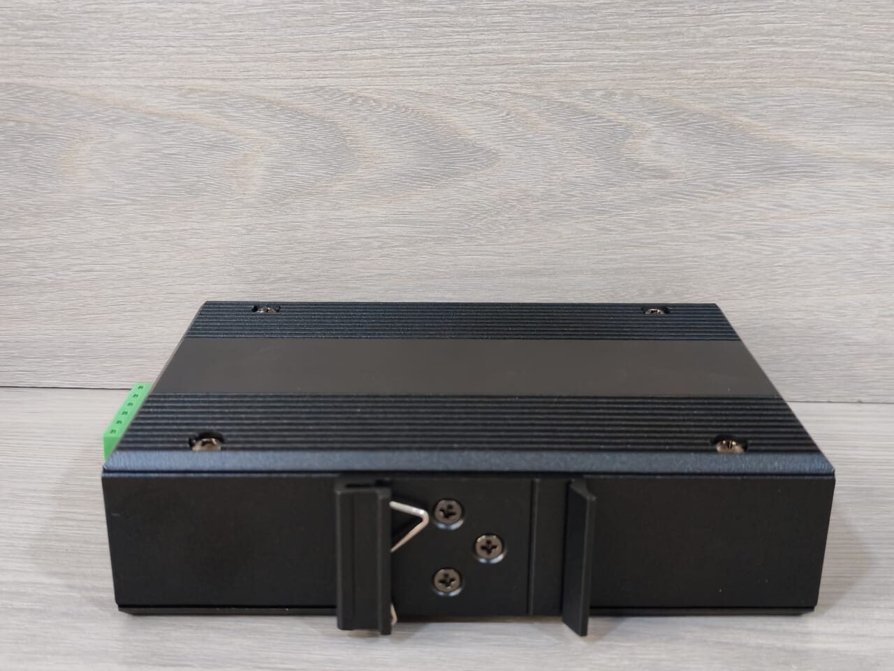 ADVANTECH EKI-2541S ADVANTECH EKI-2541S Ethernet to Single Mode Fiber Media Converter 10