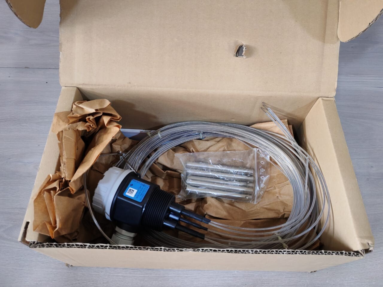 Endress+Hauser FTW32-D2D5AA0A ENDRESS+HAUSER LIQUIPOINT T FTW32-D2D5AA0A CONDUCTIVE POINT LEVEL DETECTOR 5000M 2