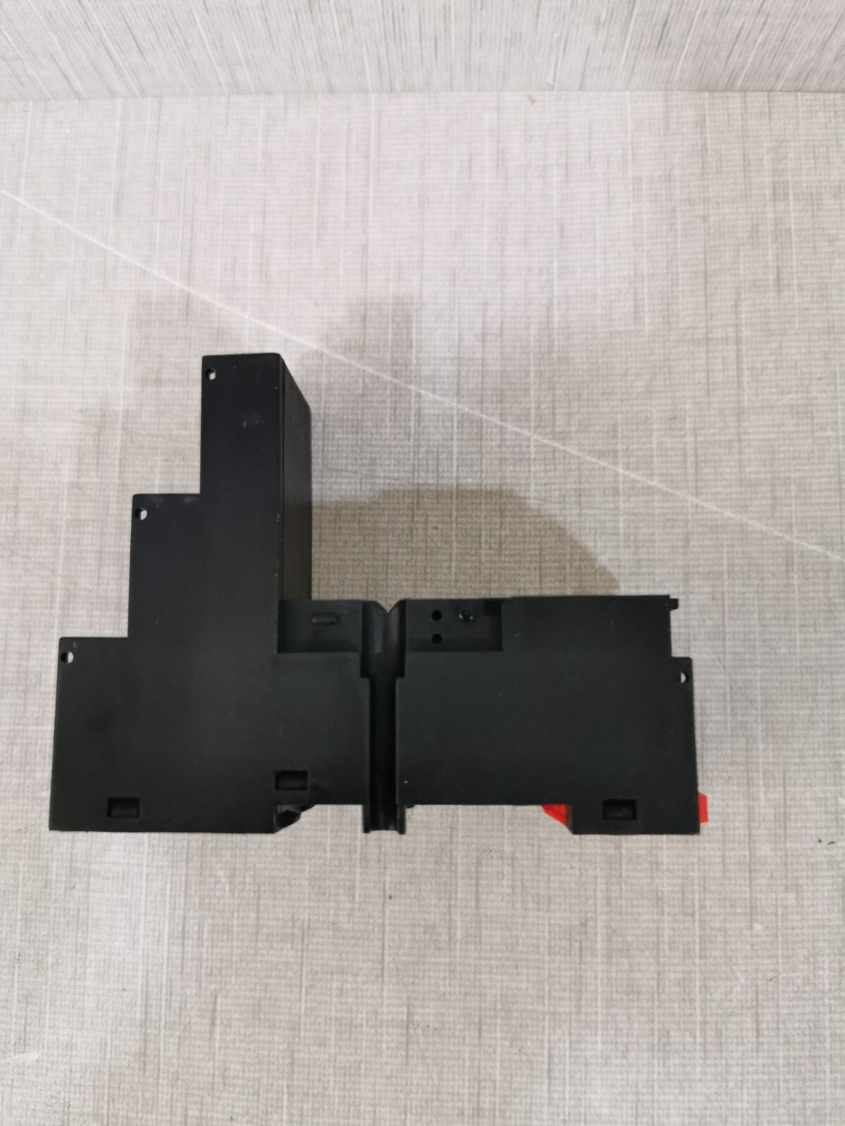 Schneider Electric RXZE2S114M Schneider Electric RXZE2S114M SOCKET SIMPLE RELAY 2