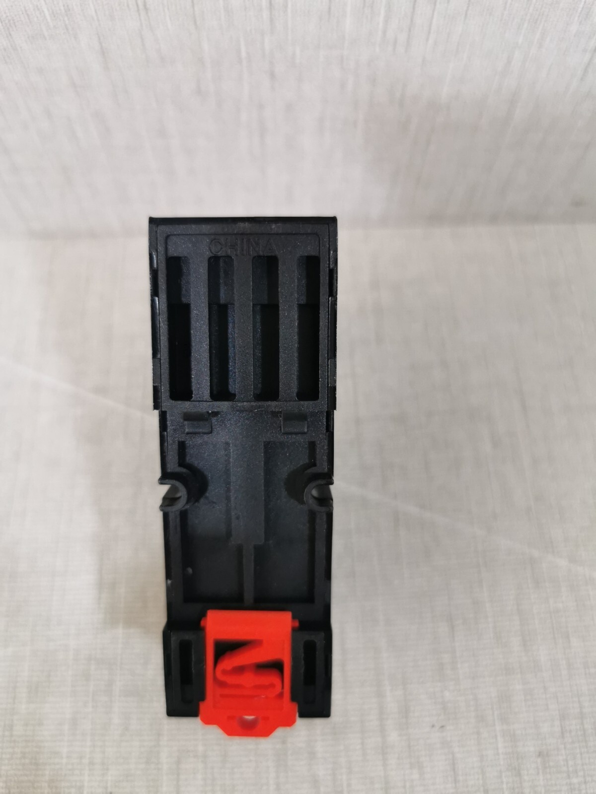 Schneider Electric RXZE2S114M Schneider Electric RXZE2S114M SOCKET SIMPLE RELAY 3