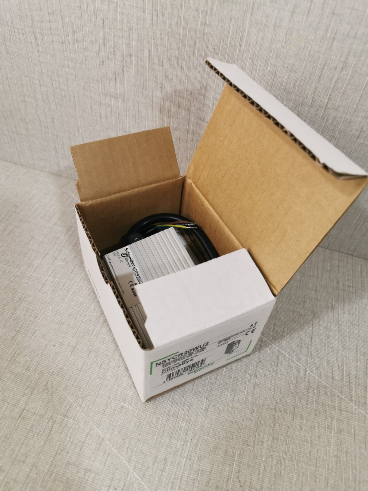 Schneider Electric NSYCR20WU2 Schneider Electric NSYCR20WU2 ClimaSys PTC heating resistance 20W, 110-250V 10