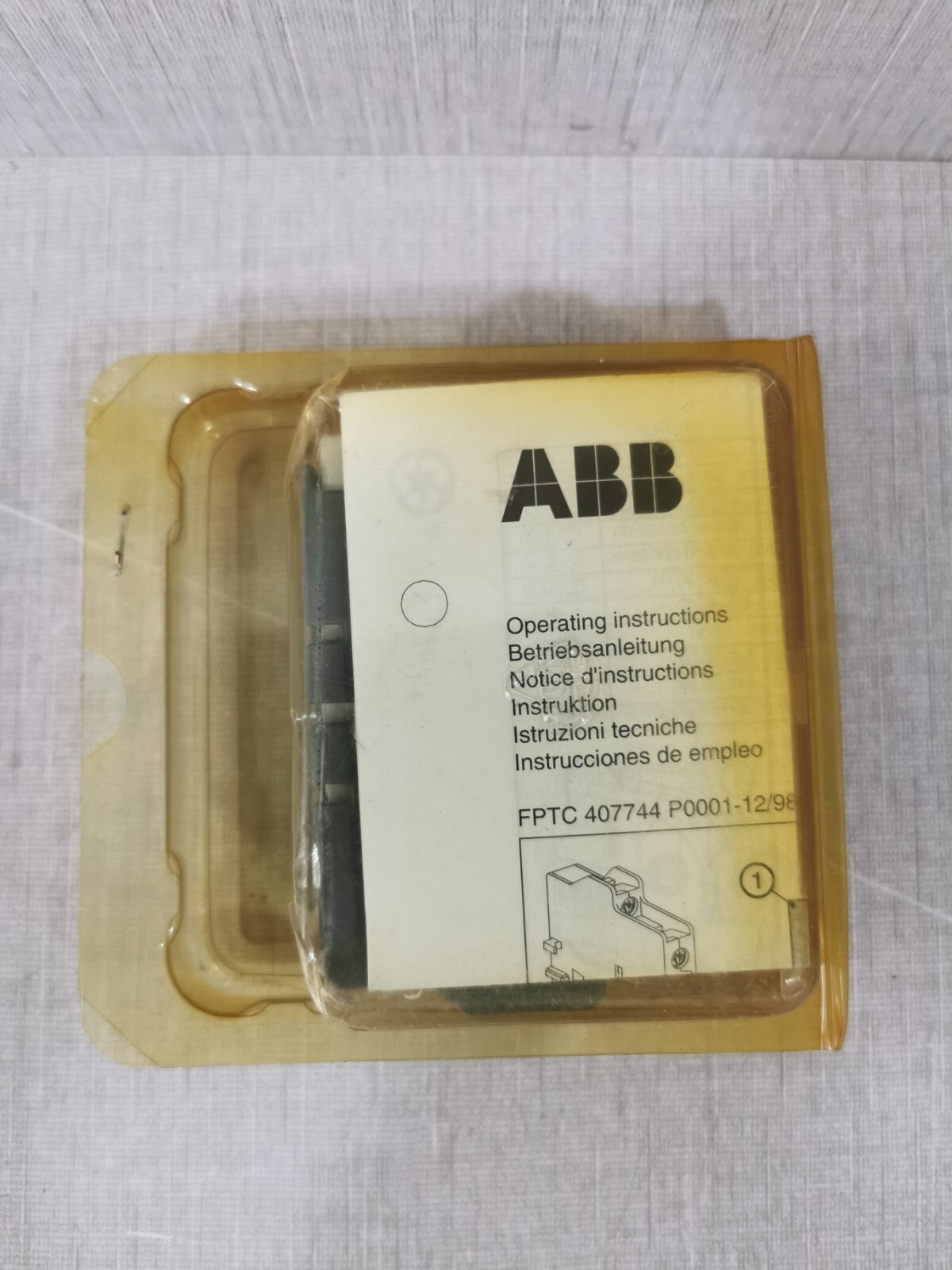 ABB 1SBN010020R1011 ABB CAL5-11 1SBN010020R1011 AUXILIARY CONTACT BLOCK 3