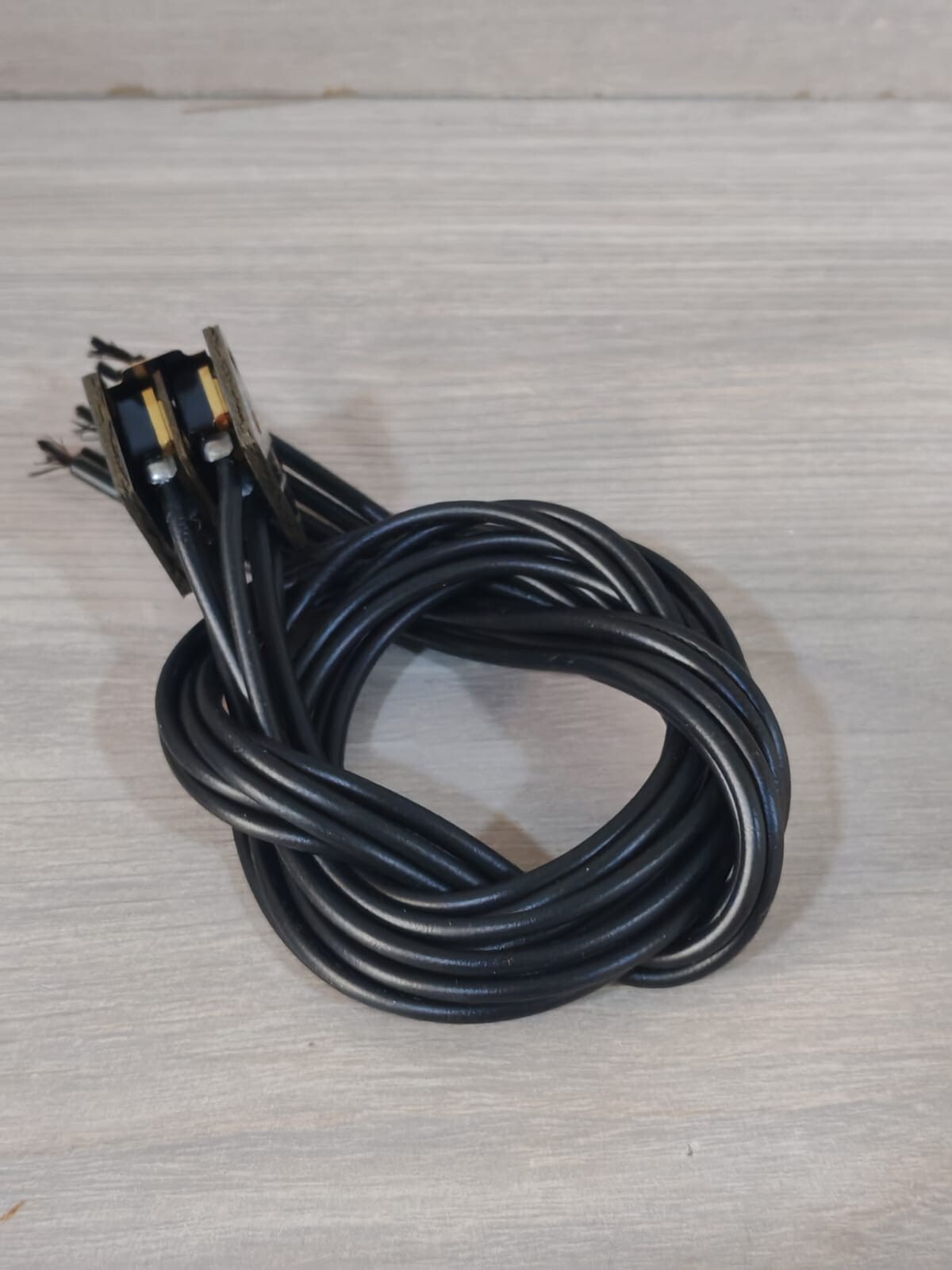 ABB 1SD AO 13327 R1 ABB 1SD AO 13327 R1 ALARM SWITCHER OFF-ON 5