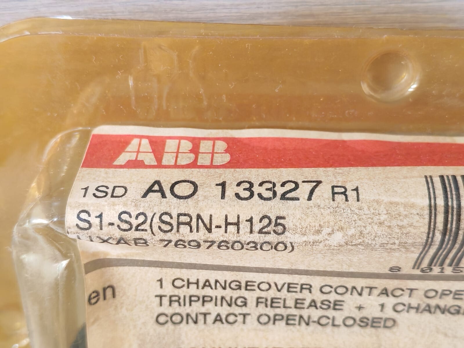ABB 1SD AO 13327 R1 ABB 1SD AO 13327 R1 ALARM SWITCHER OFF-ON 6