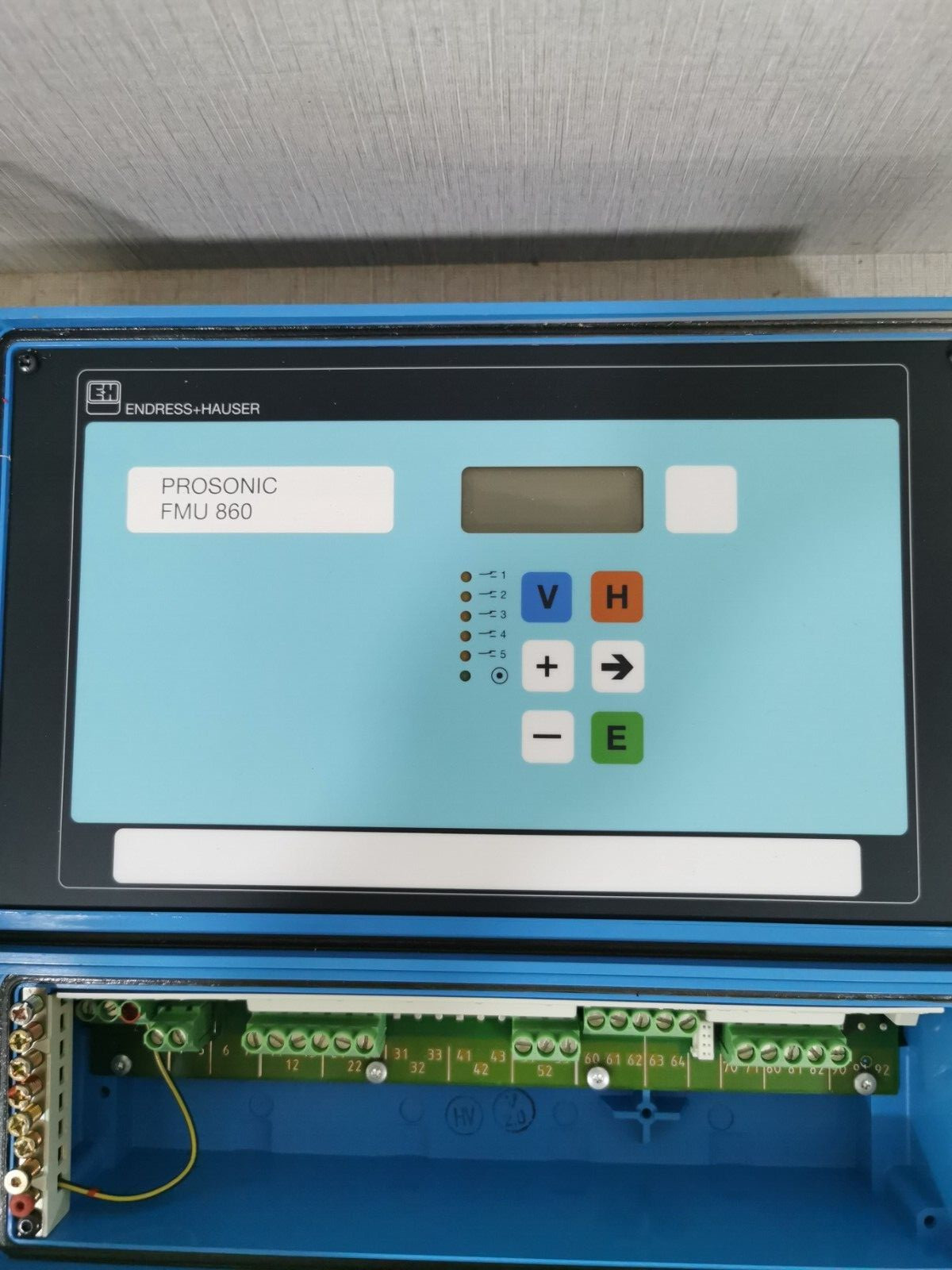 Endress+Hauser FMU860-R1A1A1 ENDRESS+HAUSER PROSONIC FMU 860 / FMU860-R1A1A1 3