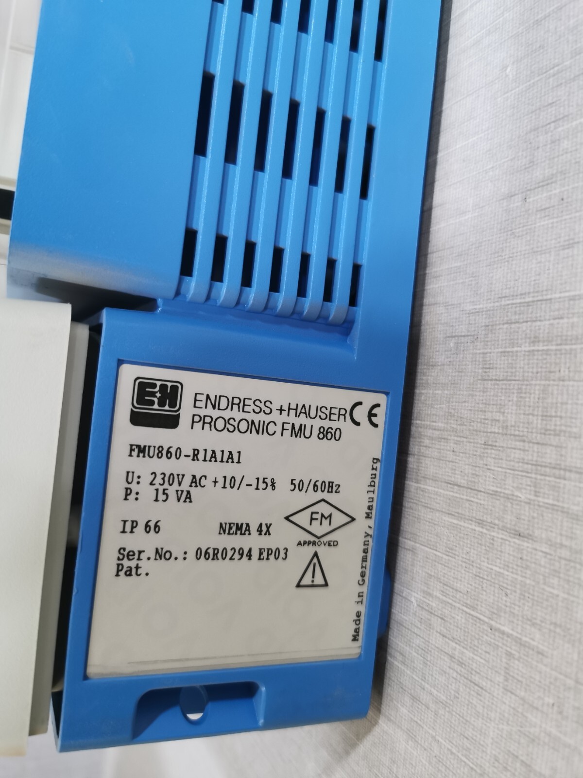 Endress+Hauser FMU860-R1A1A1 ENDRESS+HAUSER PROSONIC FMU 860 / FMU860-R1A1A1 7