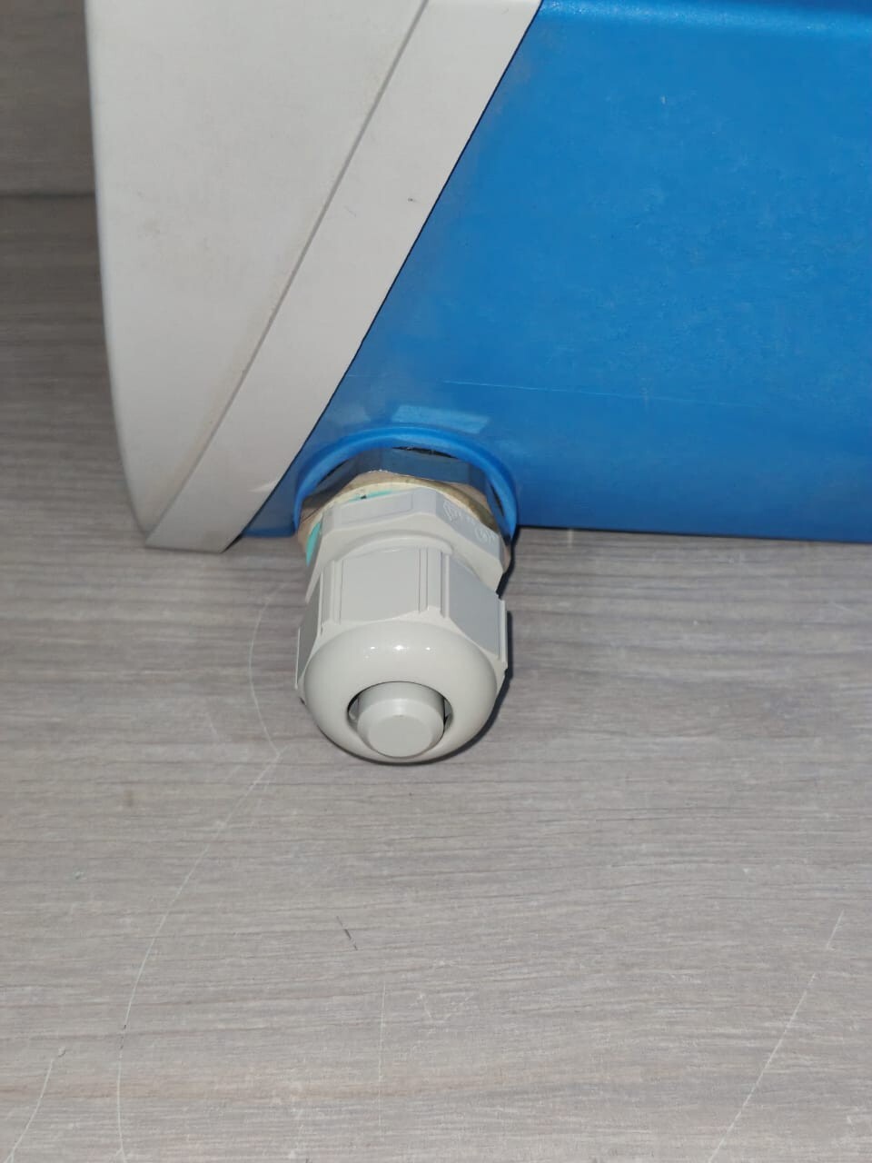 Endress+Hauser FMU230E-AA32 ENDRESS+HAUSER PROSONIC T FMU230E-AA32 TRANSMITTER 7