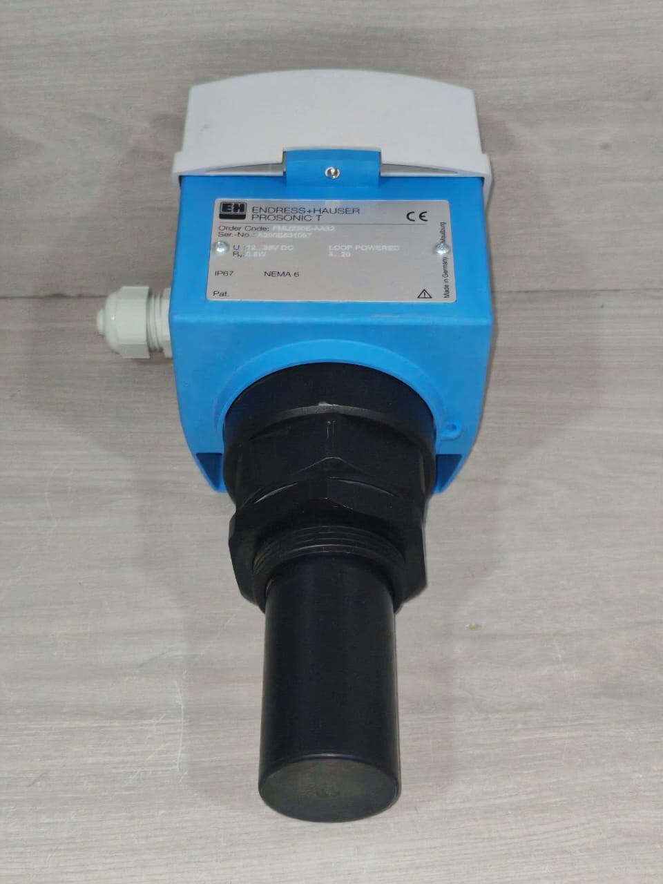 Endress+Hauser FMU230E-AA32 ENDRESS+HAUSER PROSONIC T FMU230E-AA32 TRANSMITTER 10