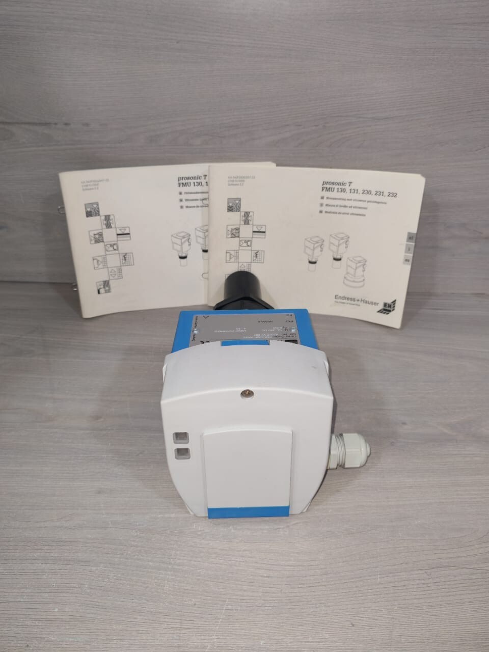 ENDRESS+HAUSER PROSONIC T FMU230E-AA32 TRANSMITTER