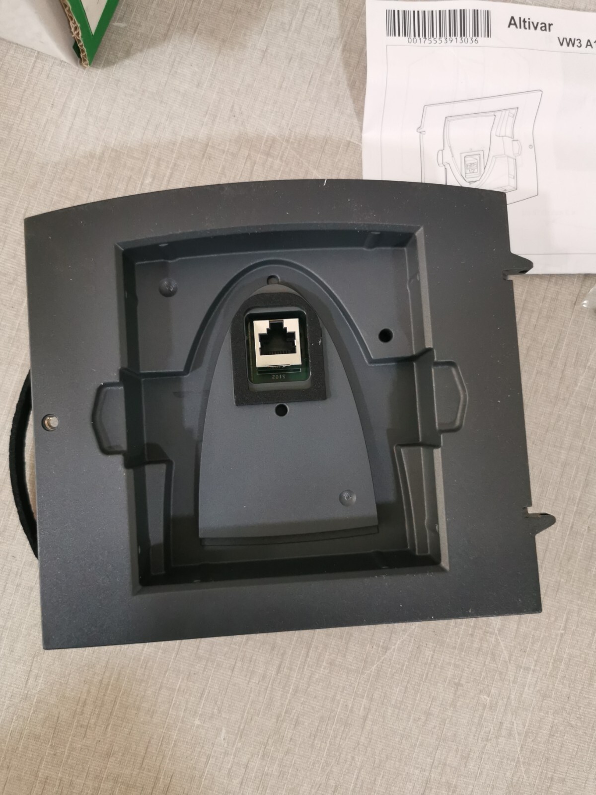 Schneider Electric VW3A1102 Schneider Electric VW3A1102 Deport Terminal 9