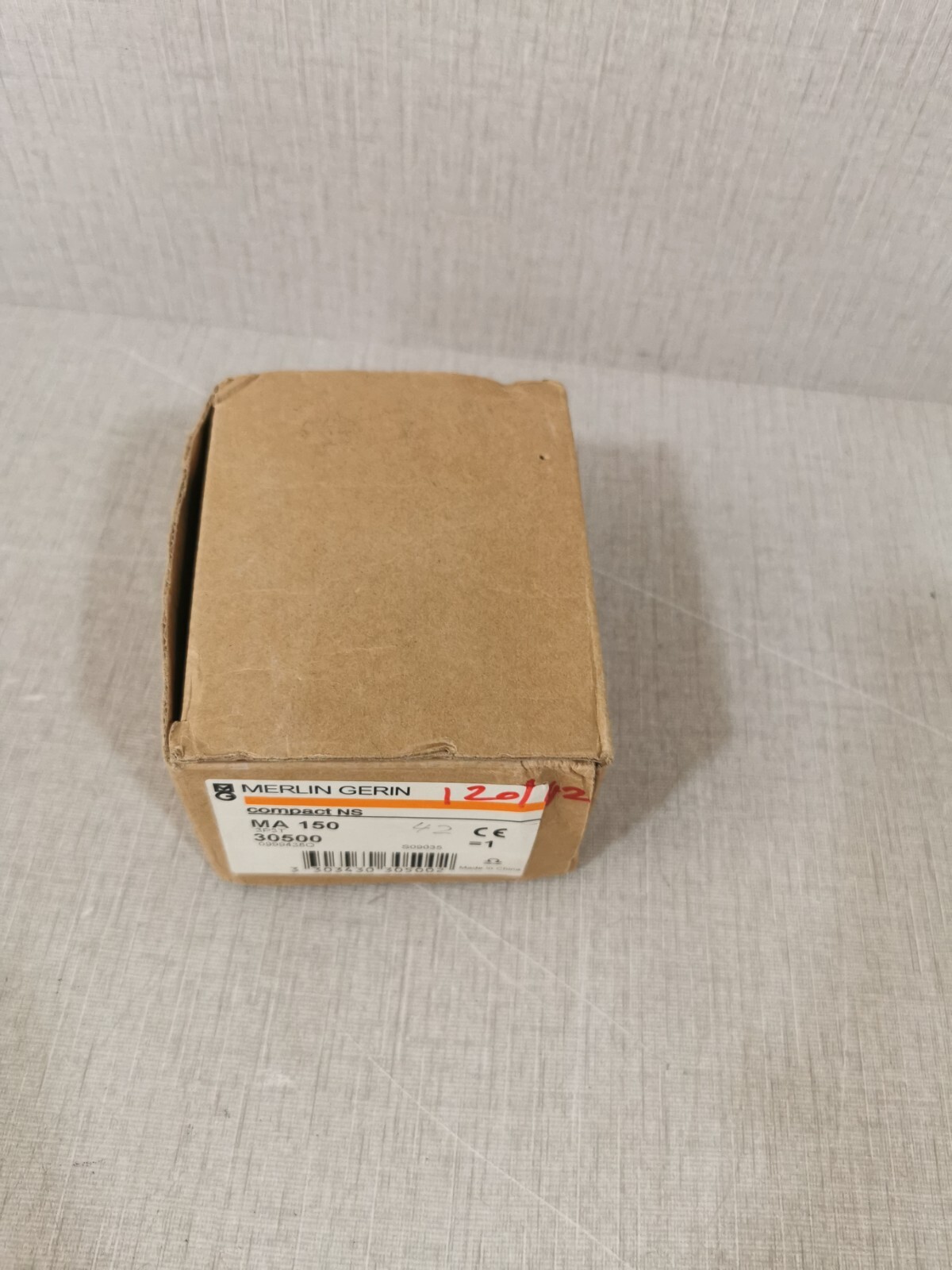 Merlin Gerin 30500 MERLIN GERIN COMPACT NS MA 150 30500 9