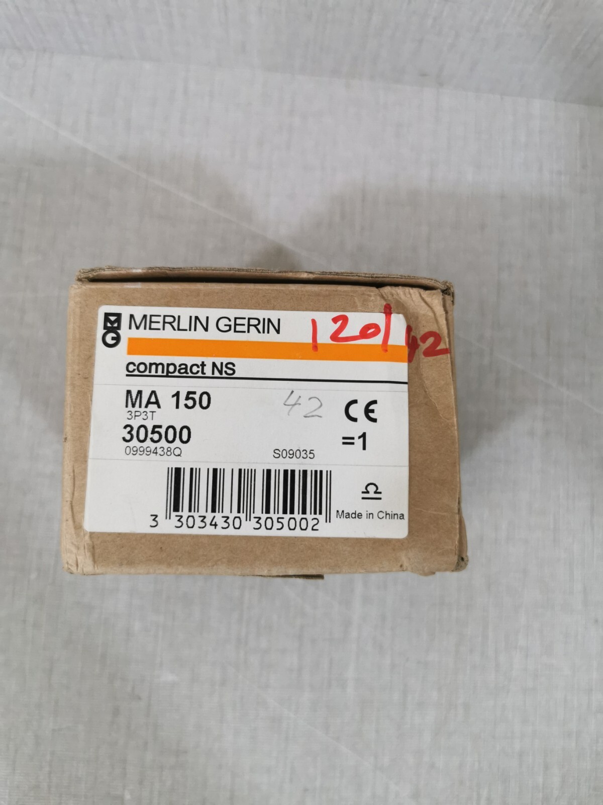 Merlin Gerin 30500 MERLIN GERIN COMPACT NS MA 150 30500 10