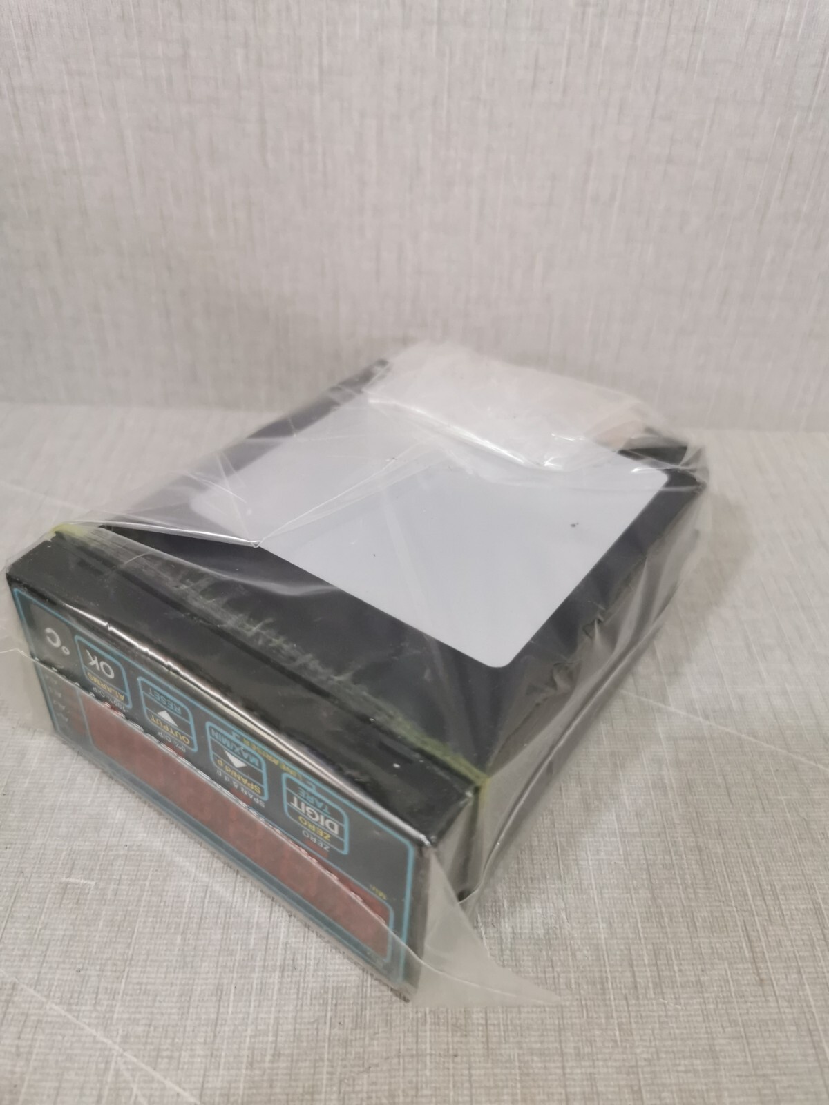 London Electronics INT-T-O-O-O-R-O London Electronics INT-T-O-O-O-R-O Temperature Sensor 8