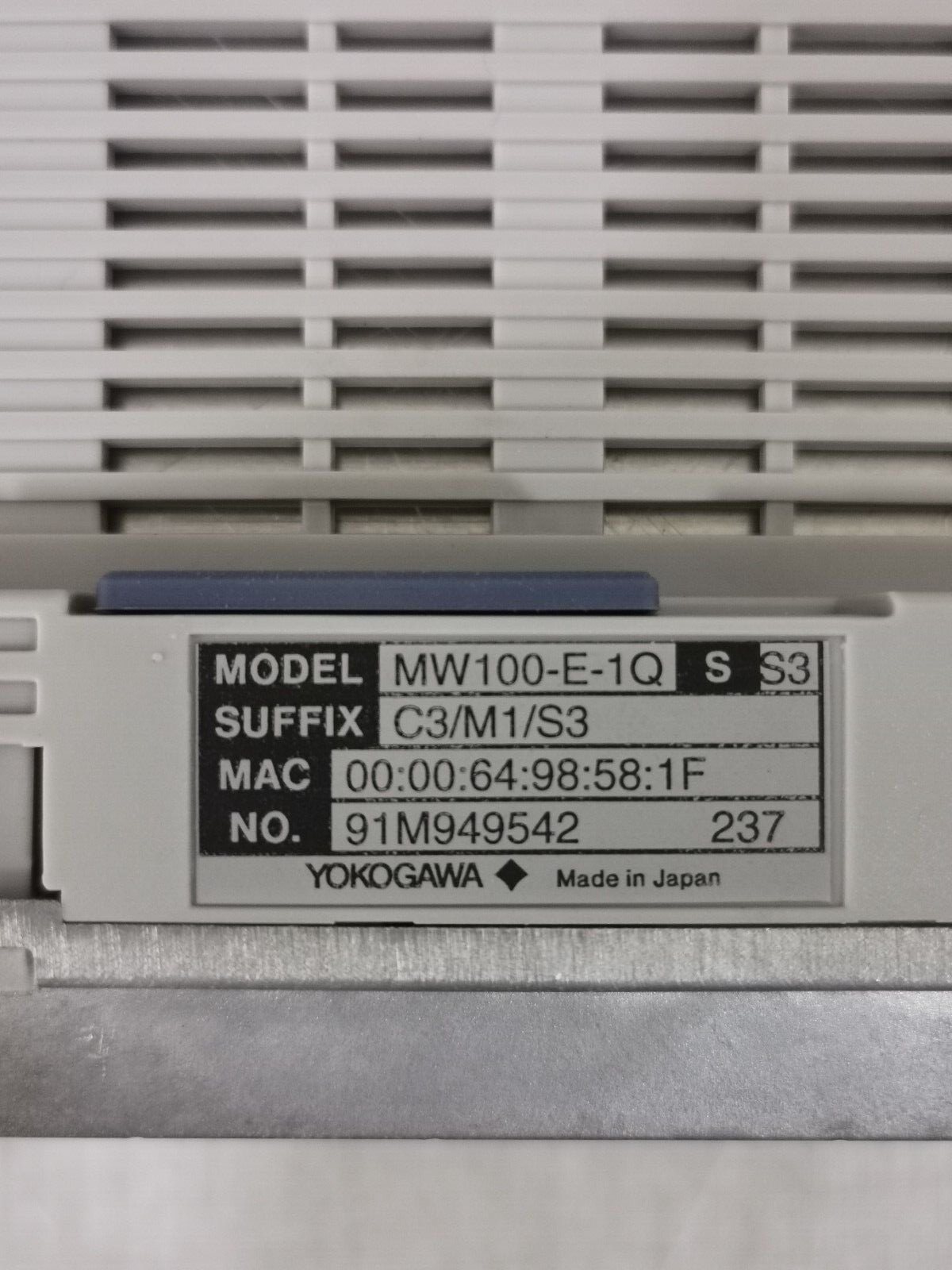 Yokogawa MW100 YOKOGAWA MW100 DATA ACQUISITION UNIT MW100-E-1Q SS3 3