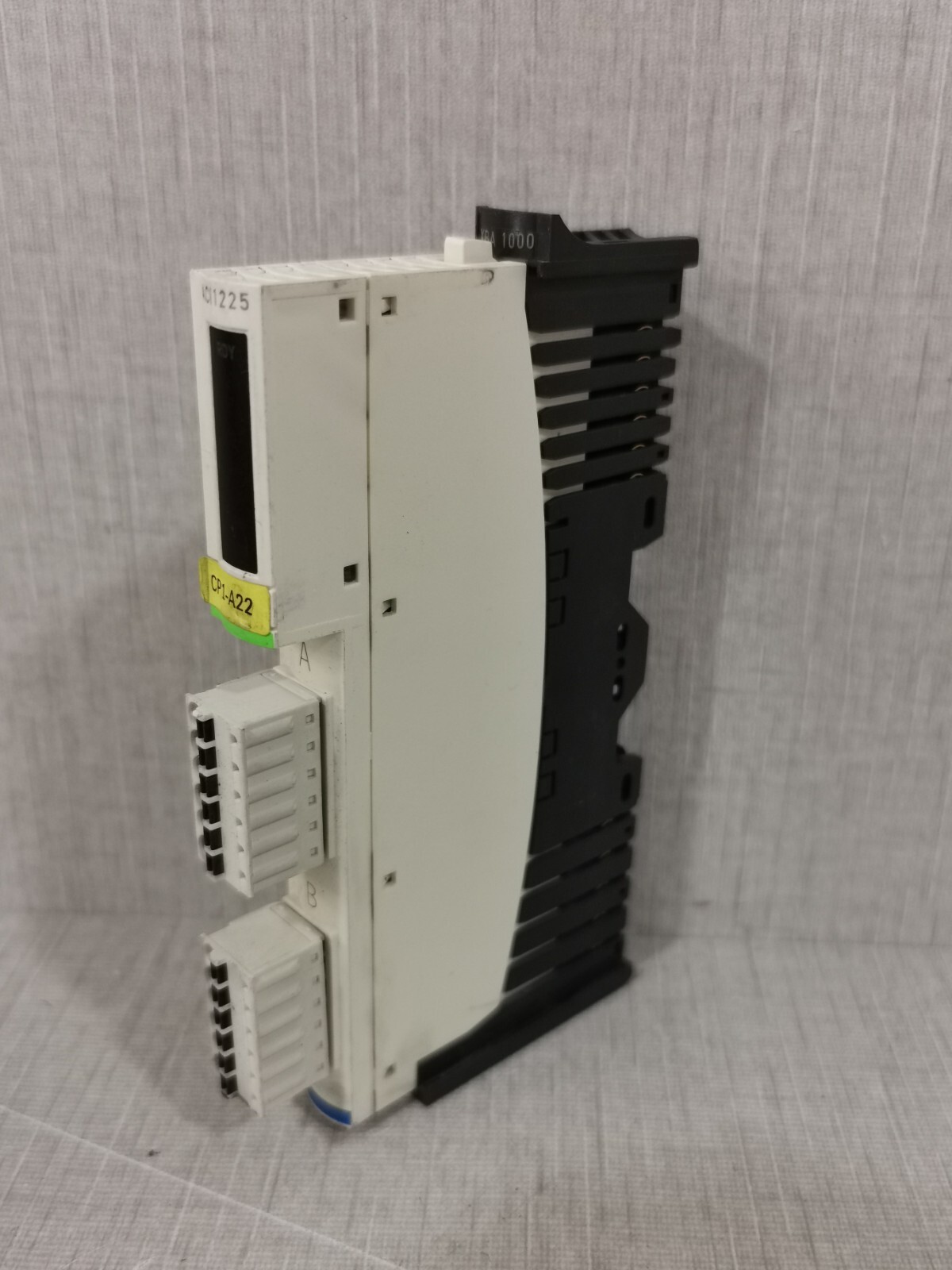 Schneider Electric STBACI1225 Telemecanique Advantys STBACI1225 Analog Module 2