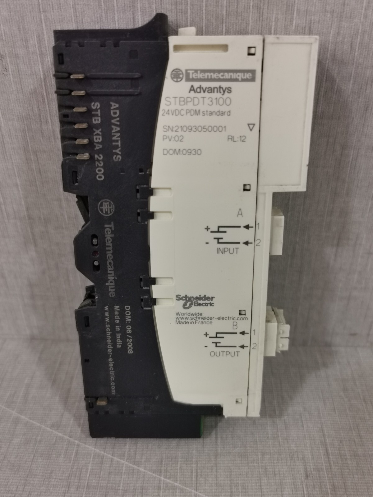 Telemecanique STBPDT3100 TELEMECANIQUE ADVANTYS STBPDT3100 WITH ADVANTYS STB XBA 2200 BASE PV.02 RL.12 4