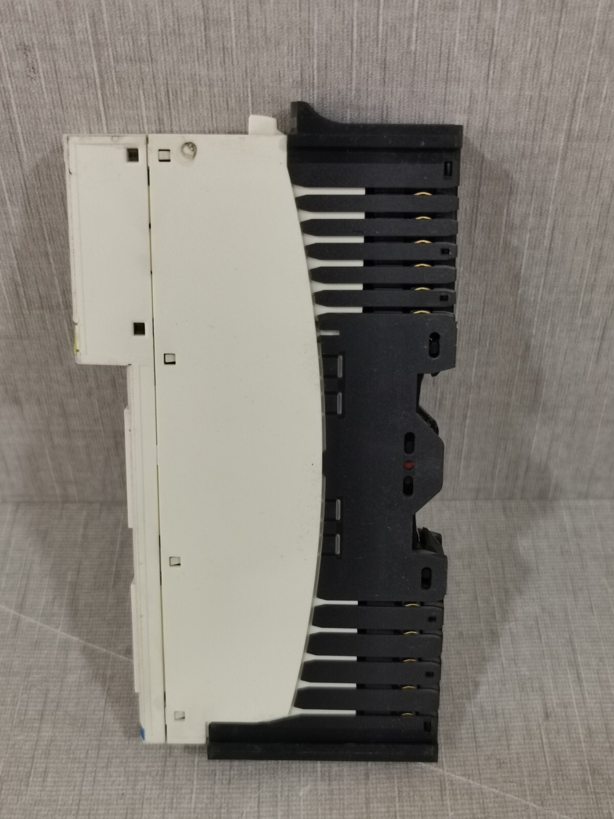Schneider Electric XBA-1000 TELEMECANIQUE ADVANTYS BY SCHNEIDER STBDDI3615 W/ TELEMECANIQUE STB XBA 1000 2