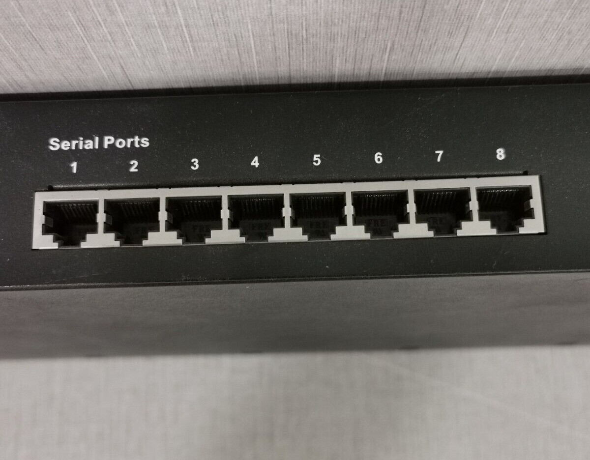 Moxa NPORT-5610 MOXA NPort 5610-8 REV 3.1 Device Server 100-24OVAC 47-63HZ 212MA 8