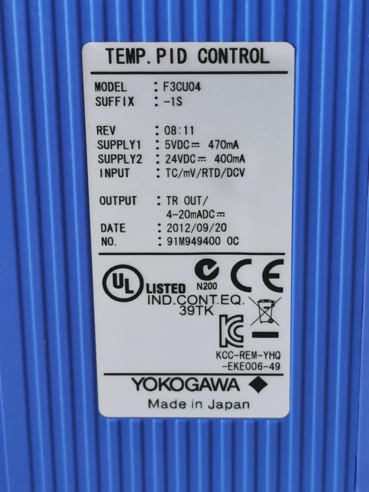 YOKOGAWA F3CU04-1S F3CU04 YOKOGAWA F3CU04-1S TEMPERATURE PID CONTROL 4