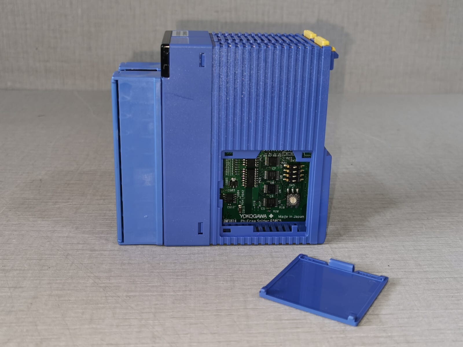 YOKOGAWA F3CU04-1S F3CU04 YOKOGAWA F3CU04-1S TEMPERATURE PID CONTROL 8